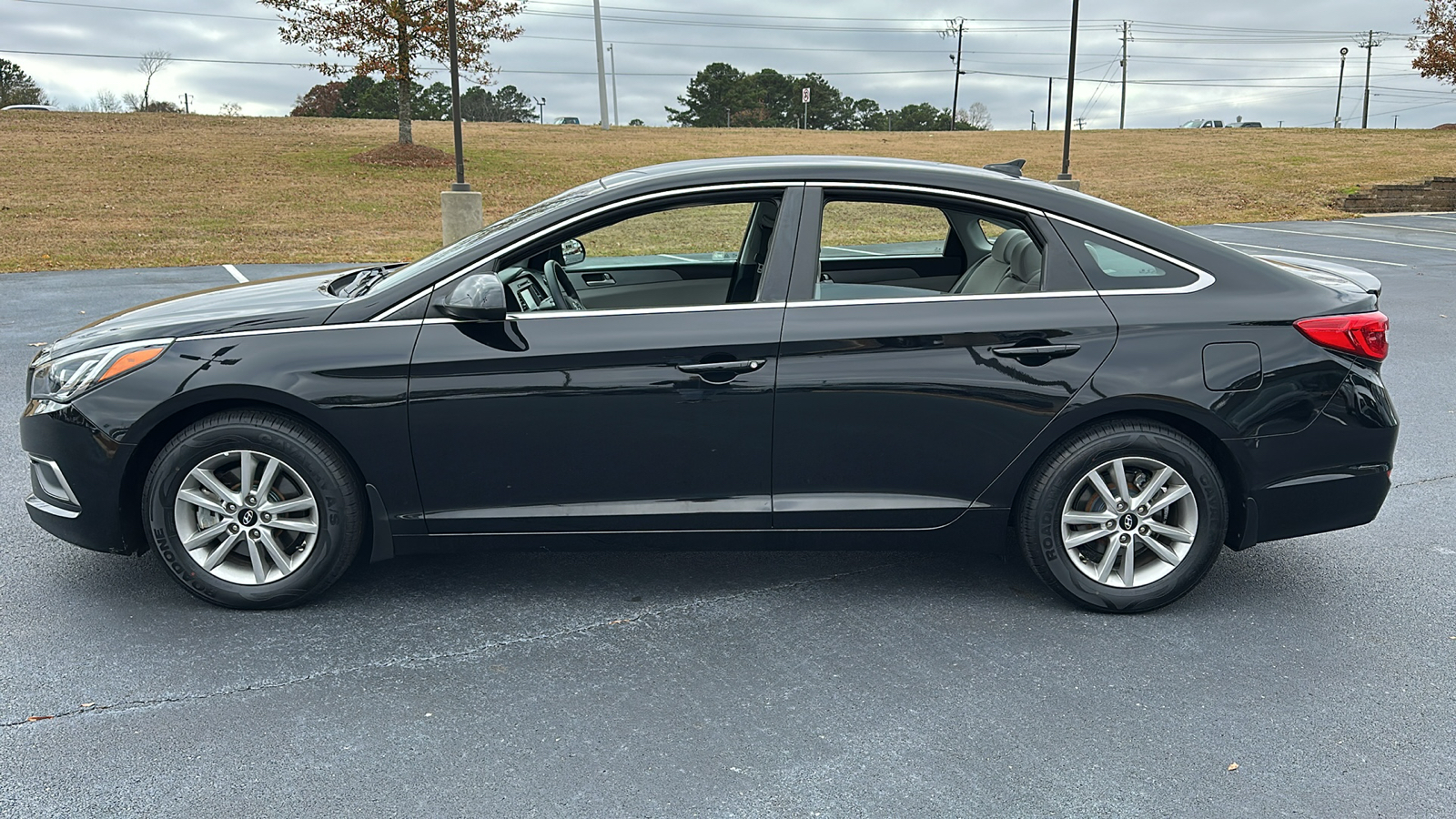 2016 Hyundai Sonata  4