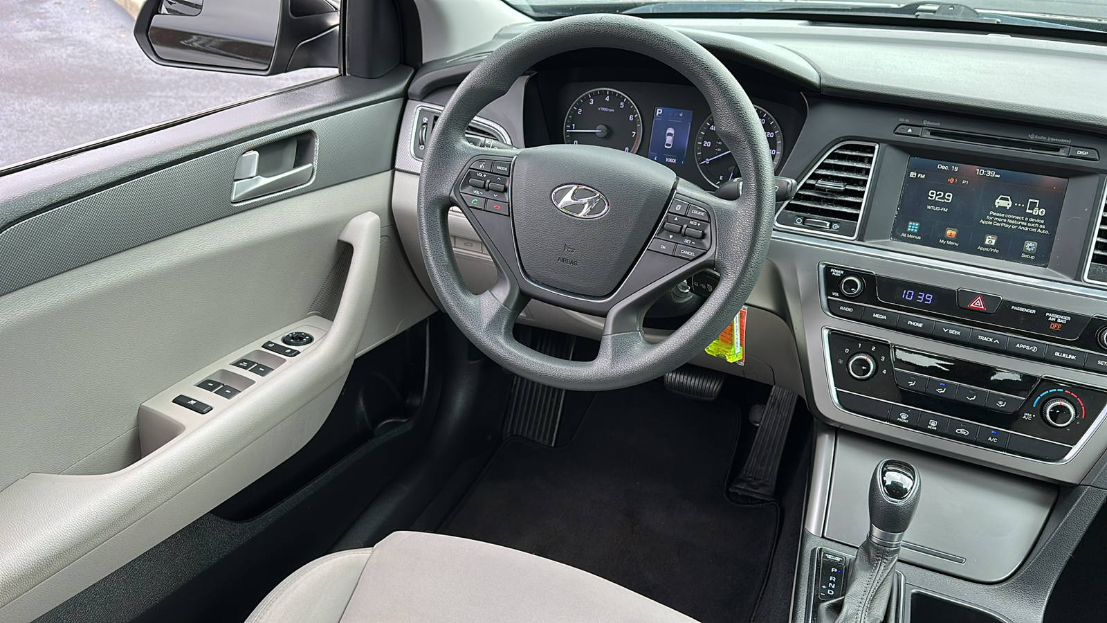 2016 Hyundai Sonata  25