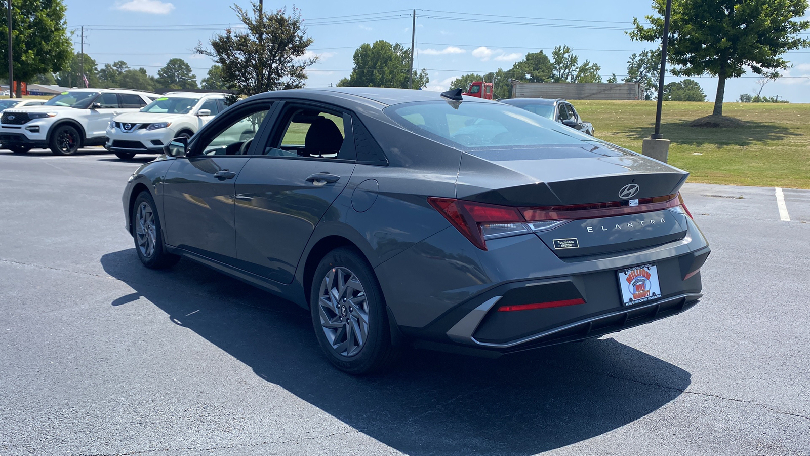 2024 Hyundai Elantra  5