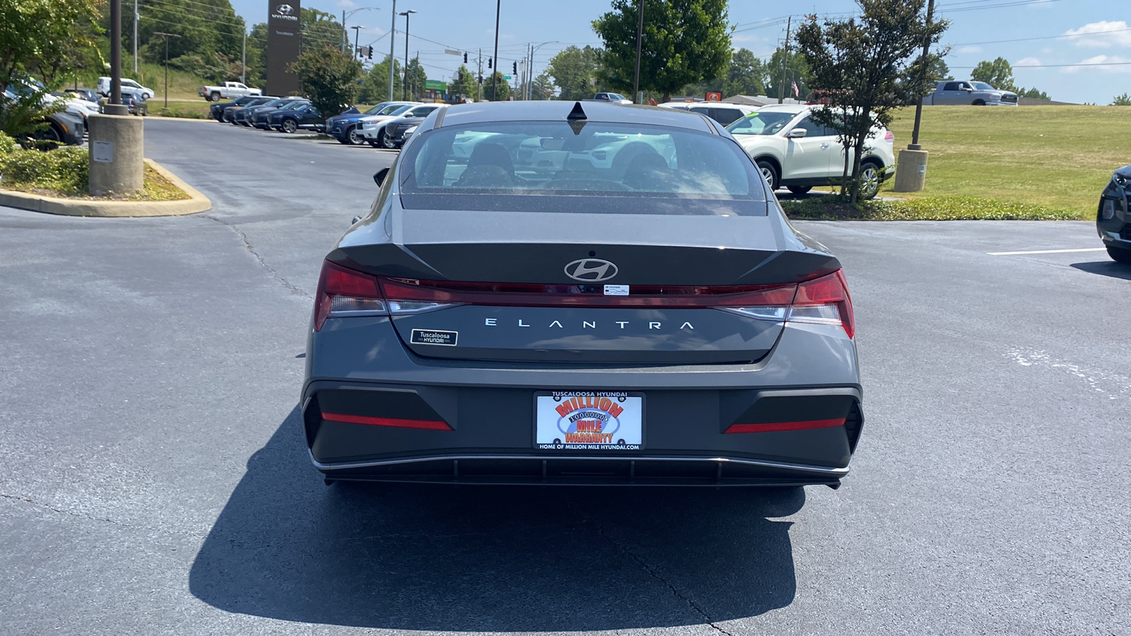 2024 Hyundai Elantra  6