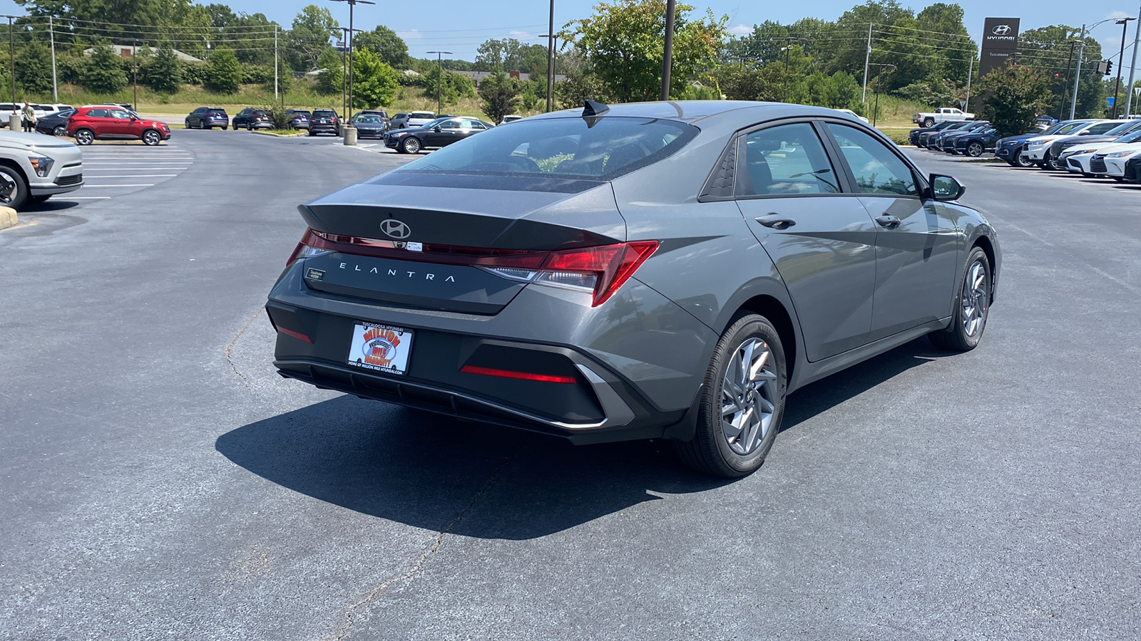 2024 Hyundai Elantra  7