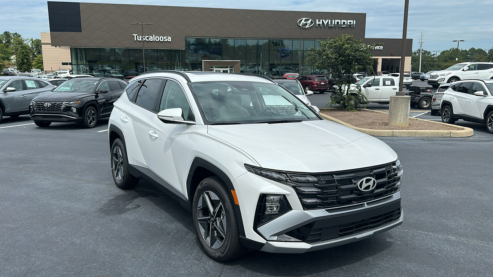 2025 Hyundai Tucson  1