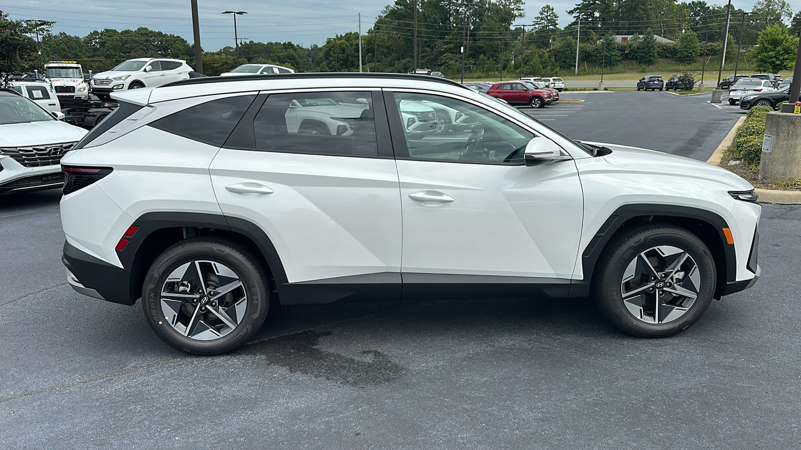 2025 Hyundai Tucson  8