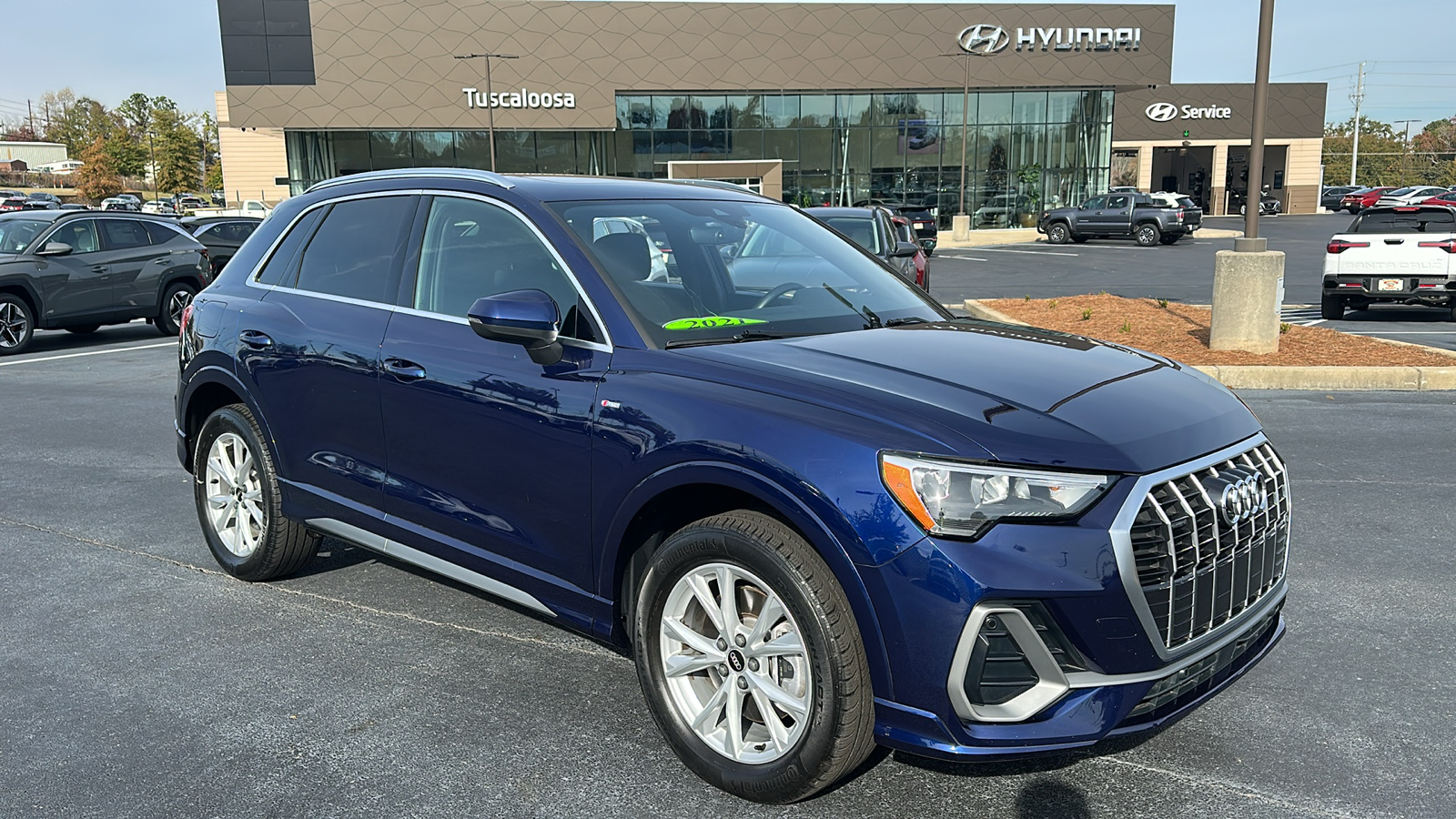 2021 Audi Q3  1