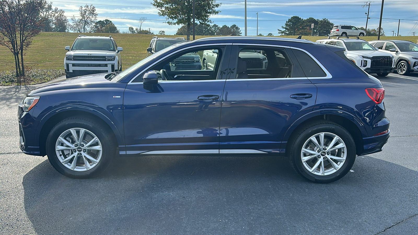 2021 Audi Q3  4