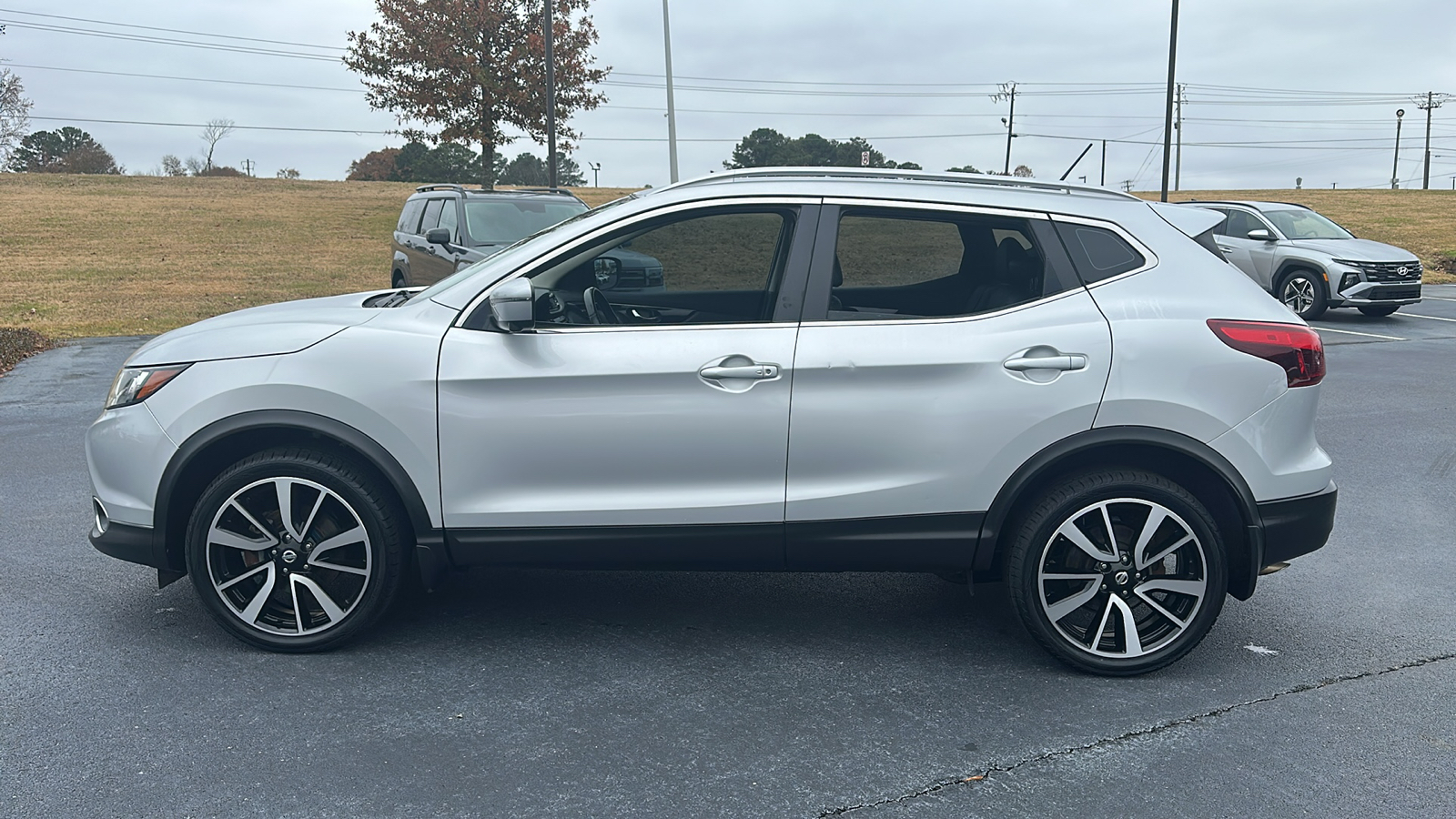 2017 Nissan Rogue Sport  4