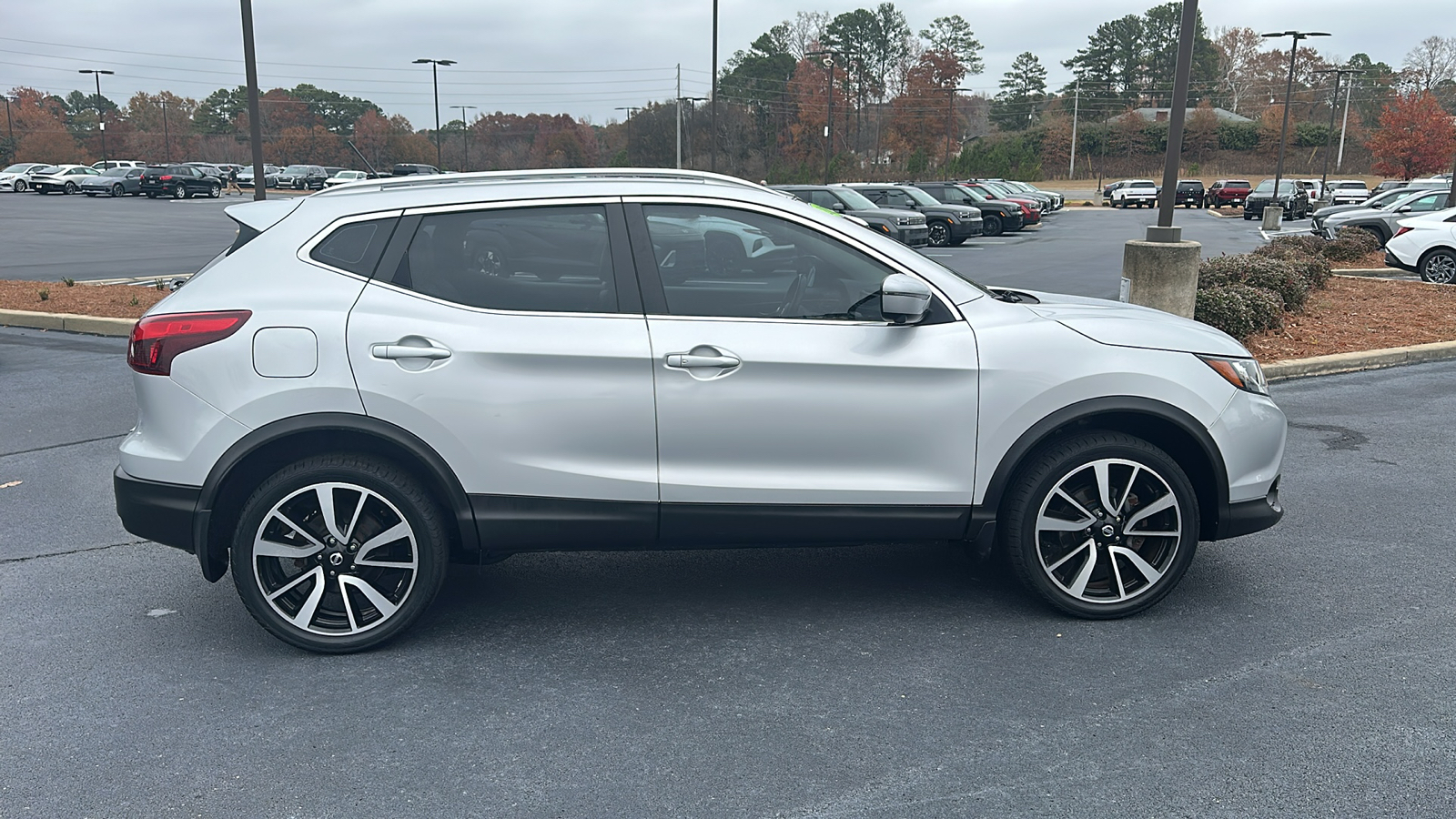 2017 Nissan Rogue Sport  8