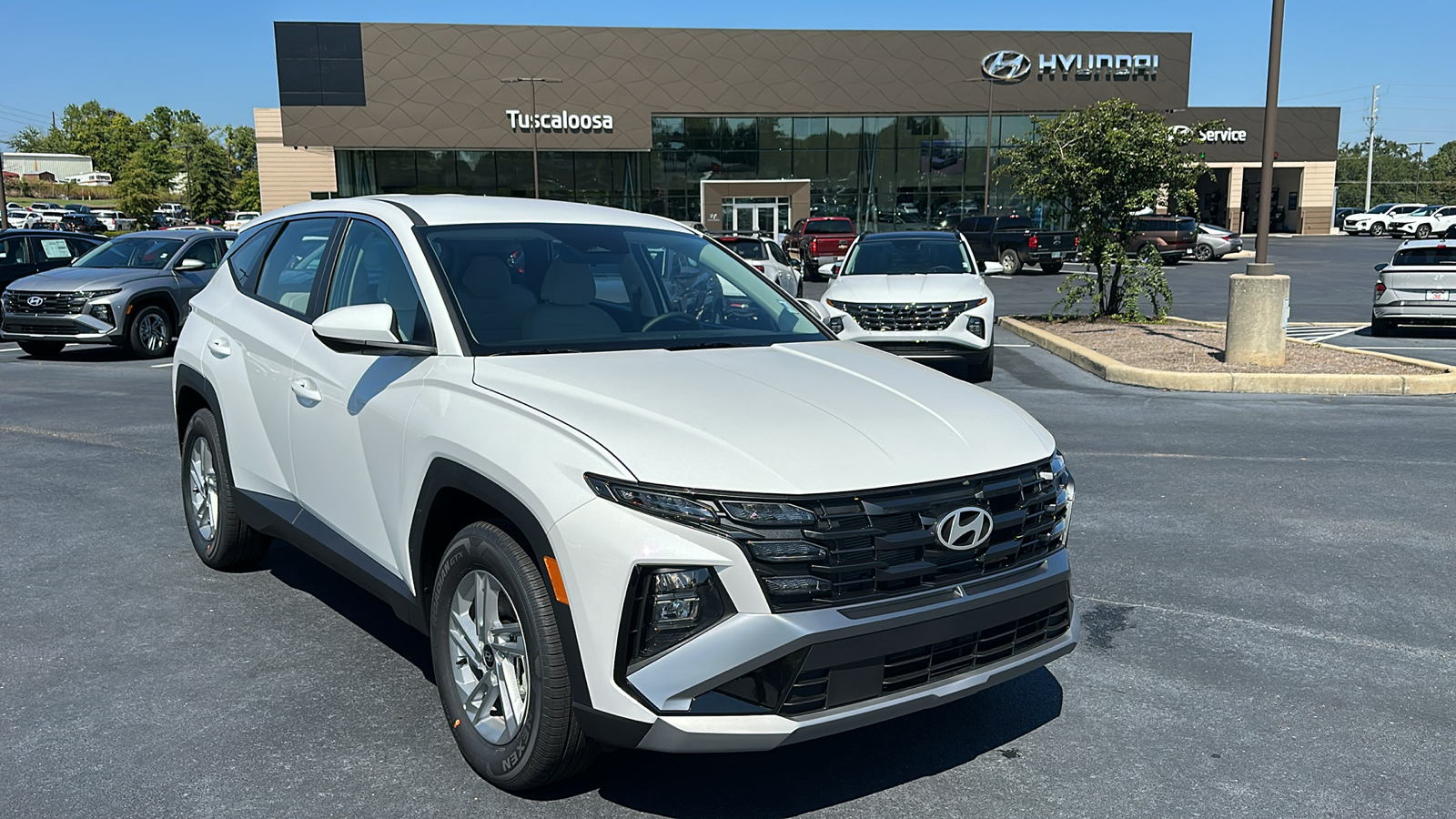 2025 Hyundai Tucson  1