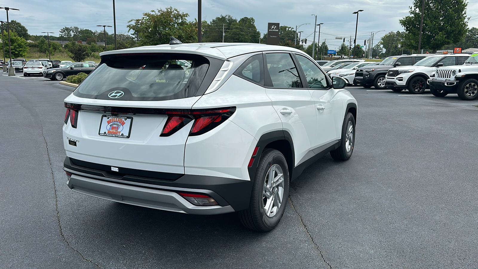 2025 Hyundai Tucson  7