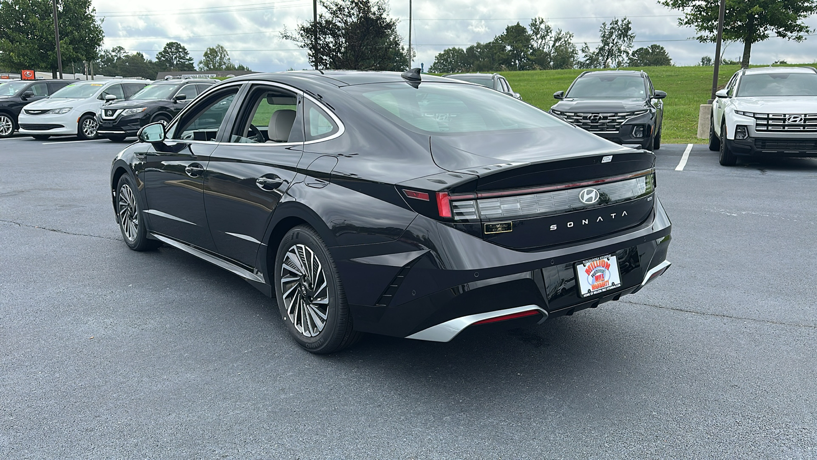 2025 Hyundai Sonata Hybrid  5