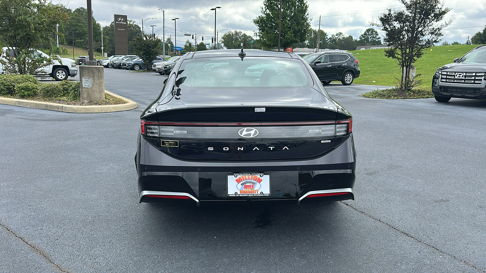 2025 Hyundai Sonata Hybrid  6