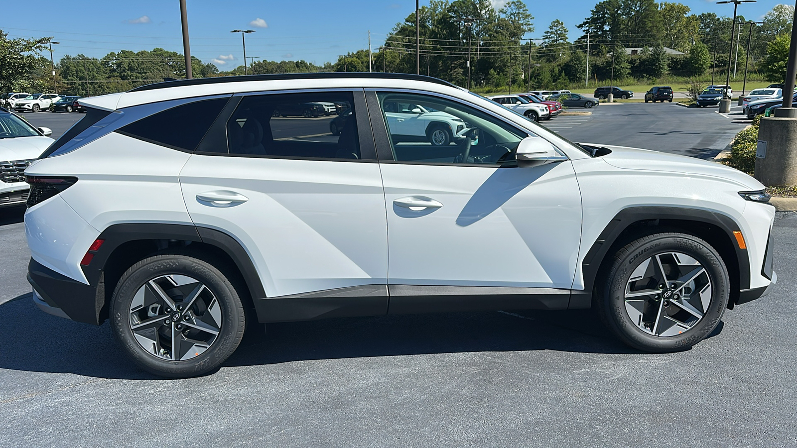 2025 Hyundai Tucson  8