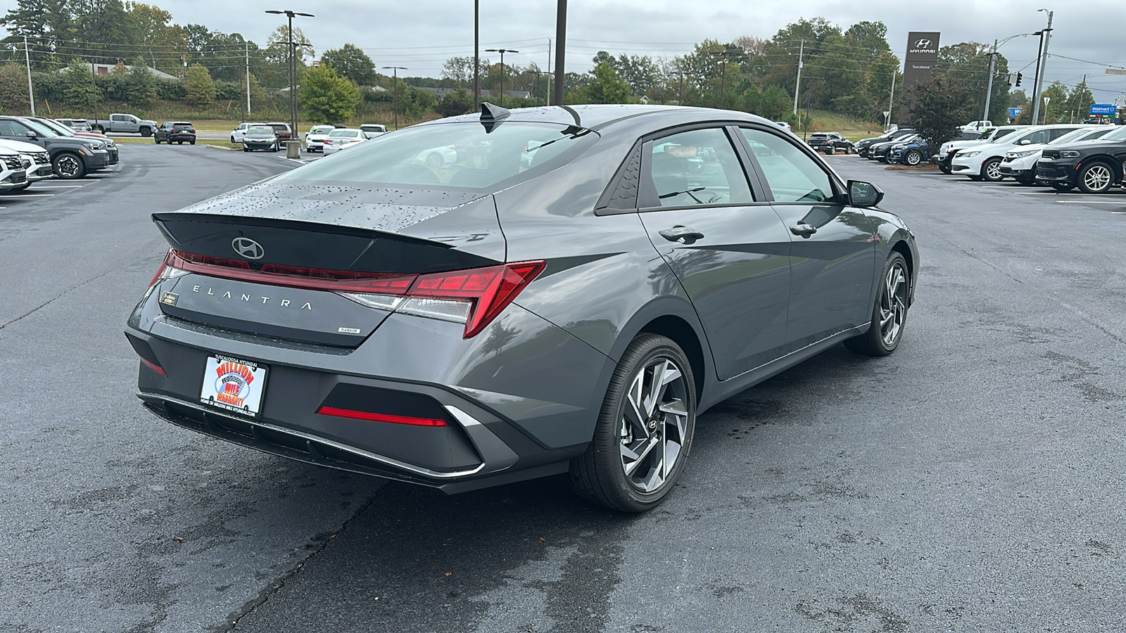 2025 Hyundai Elantra Hybrid  7