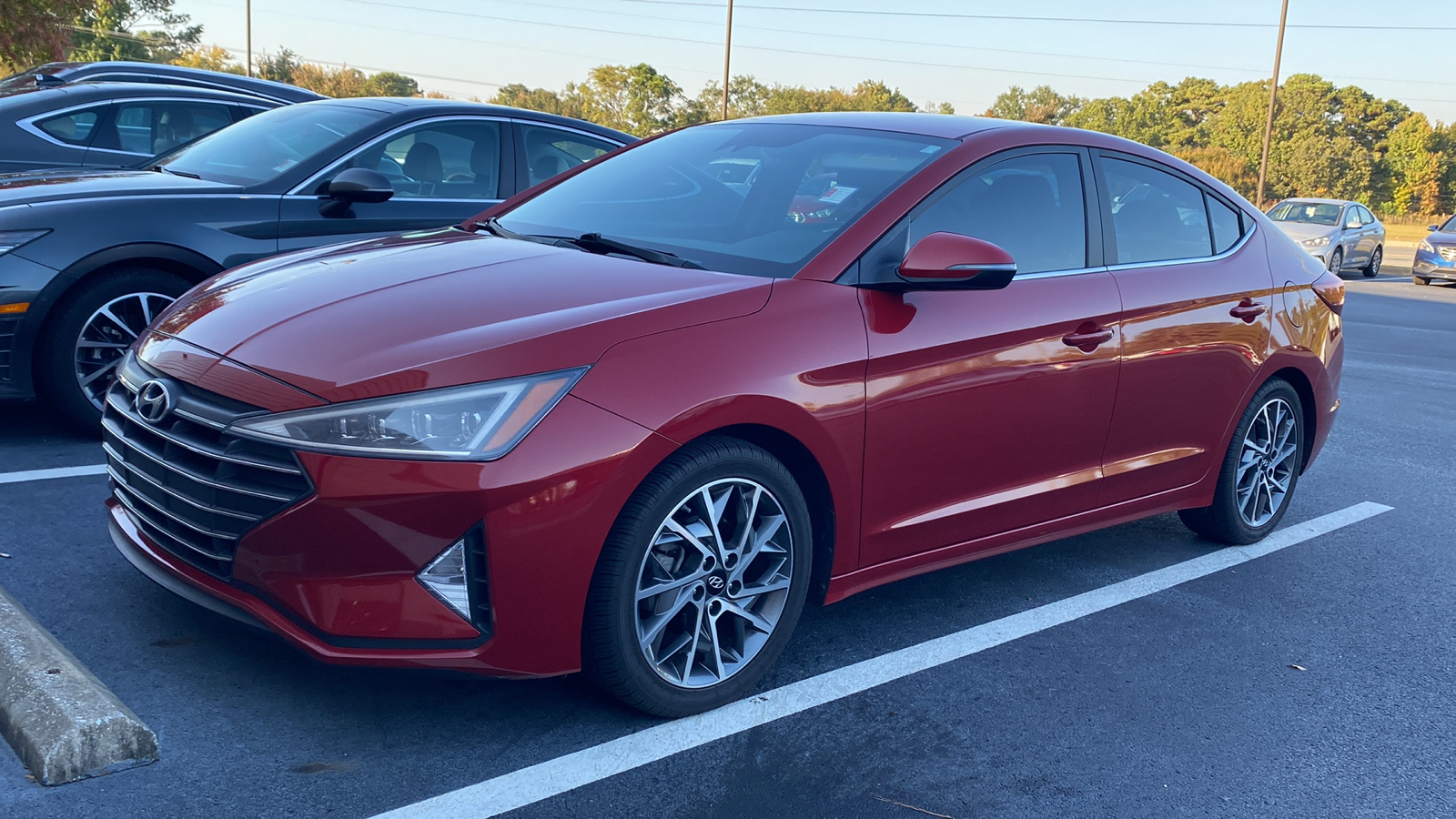 2019 Hyundai Elantra  2