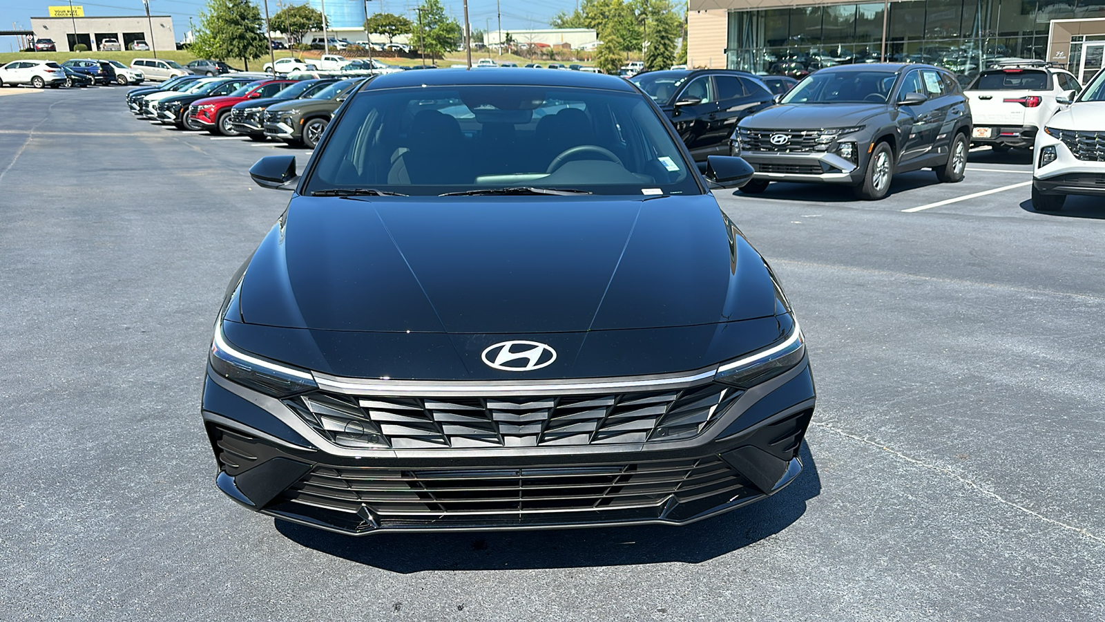 2025 Hyundai Elantra  2