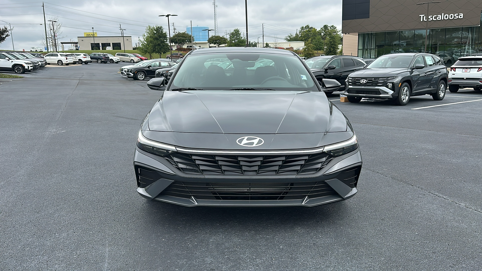 2025 Hyundai Elantra  2