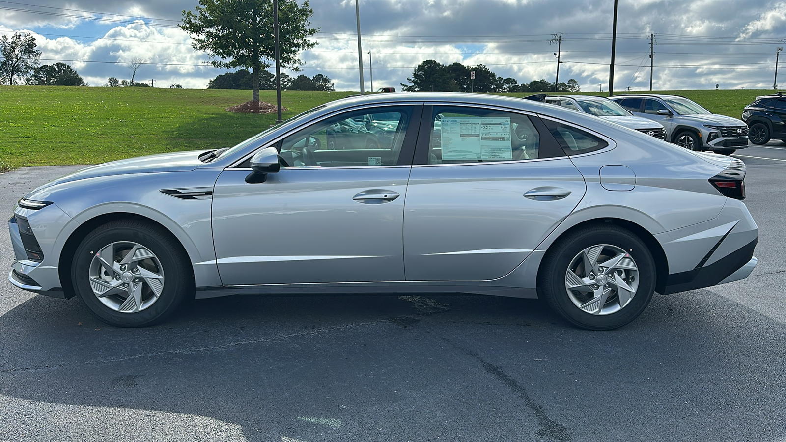 2025 Hyundai Sonata  4