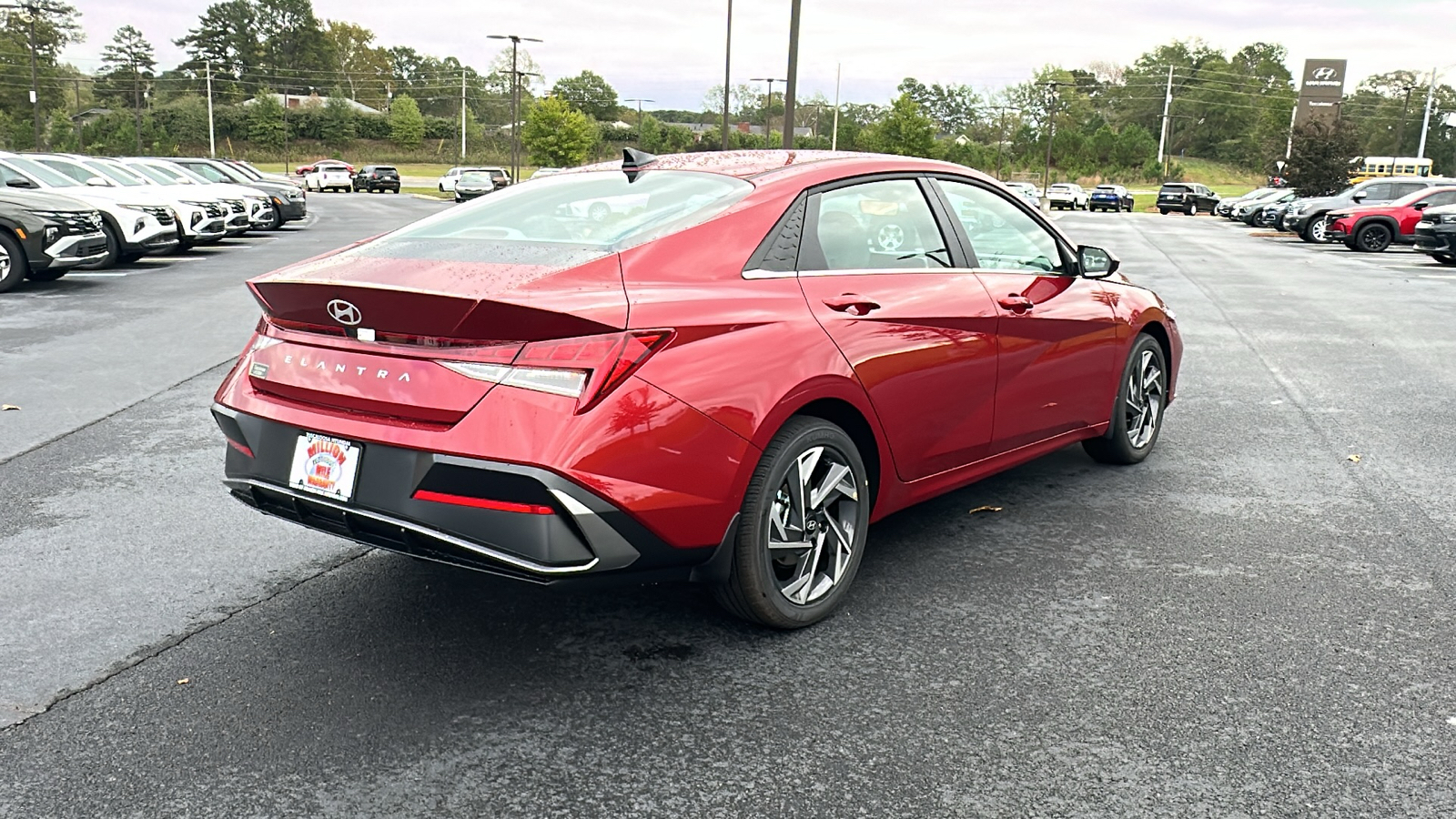 2025 Hyundai Elantra  7