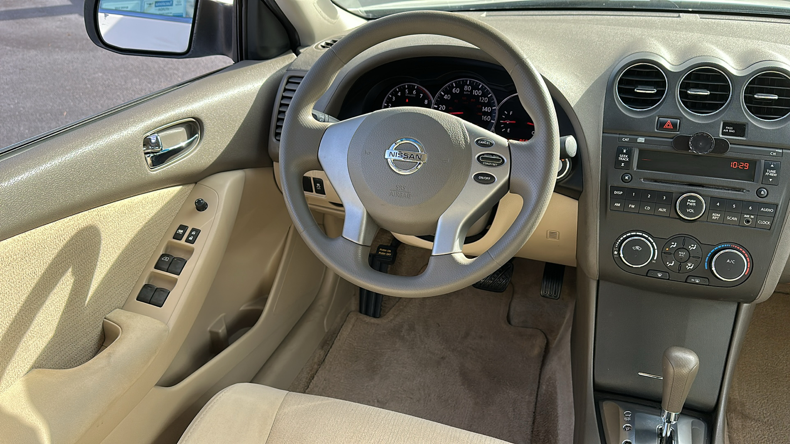 2012 Nissan Altima  23