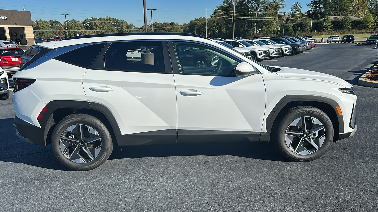 2025 Hyundai Tucson  8