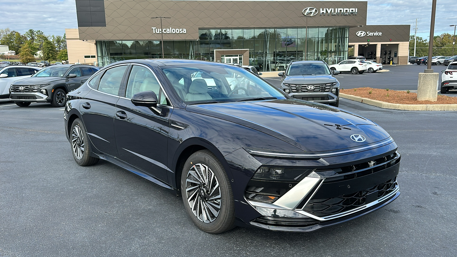 2025 Hyundai Sonata Hybrid  1