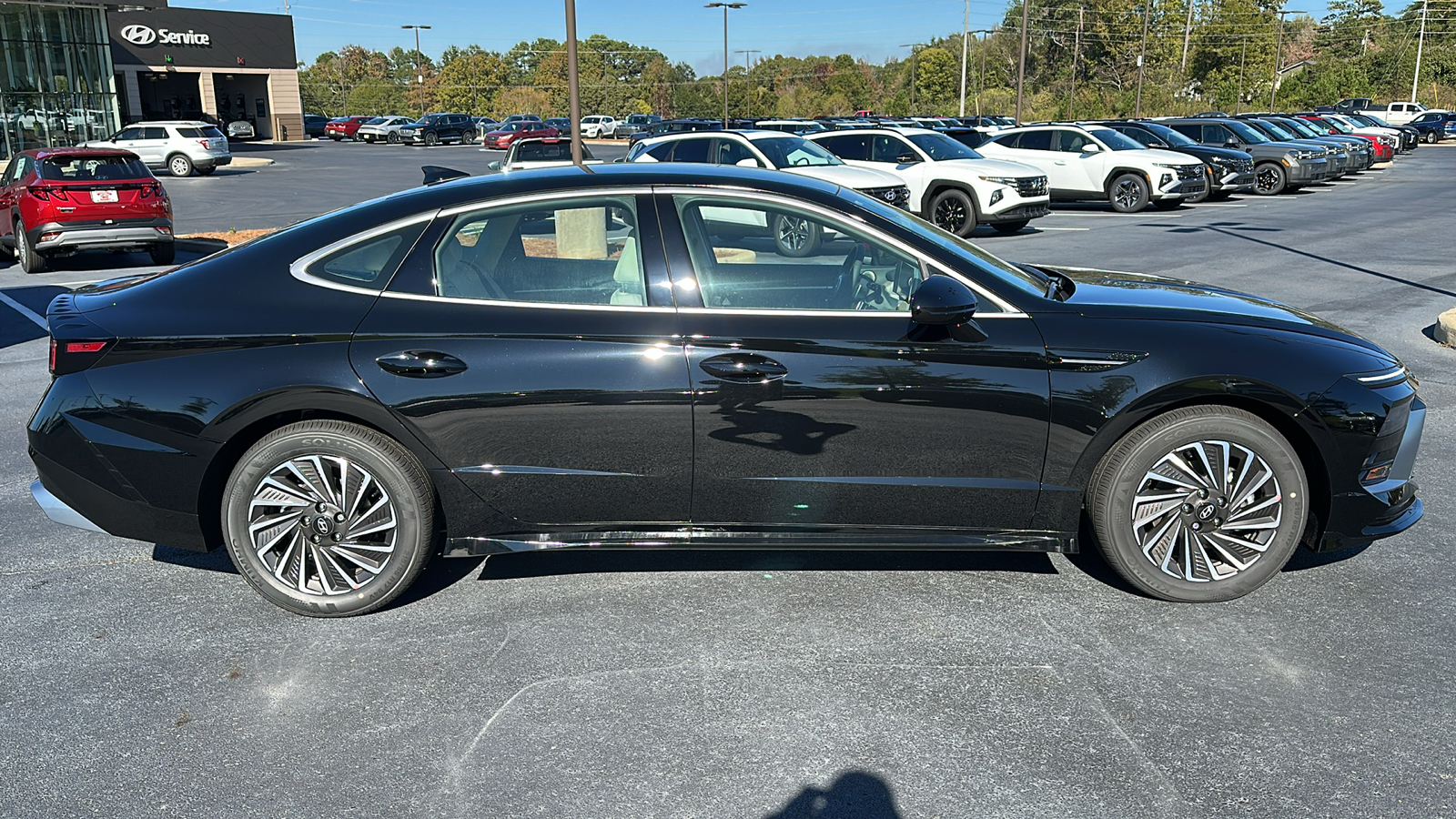 2025 Hyundai Sonata Hybrid  8