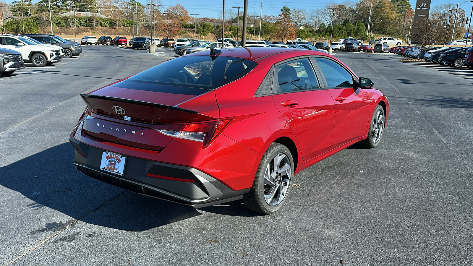 2025 Hyundai Elantra  7