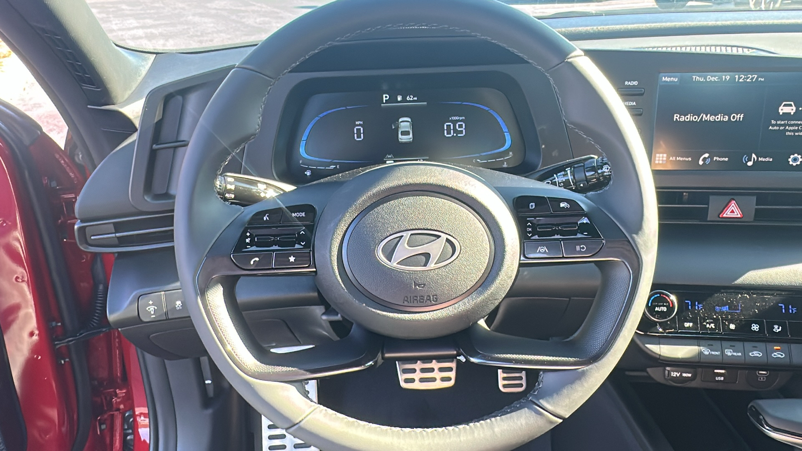 2025 Hyundai Elantra  15