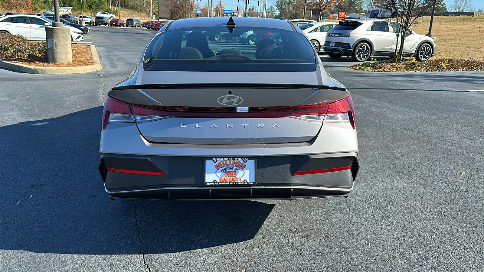 2025 Hyundai Elantra  6