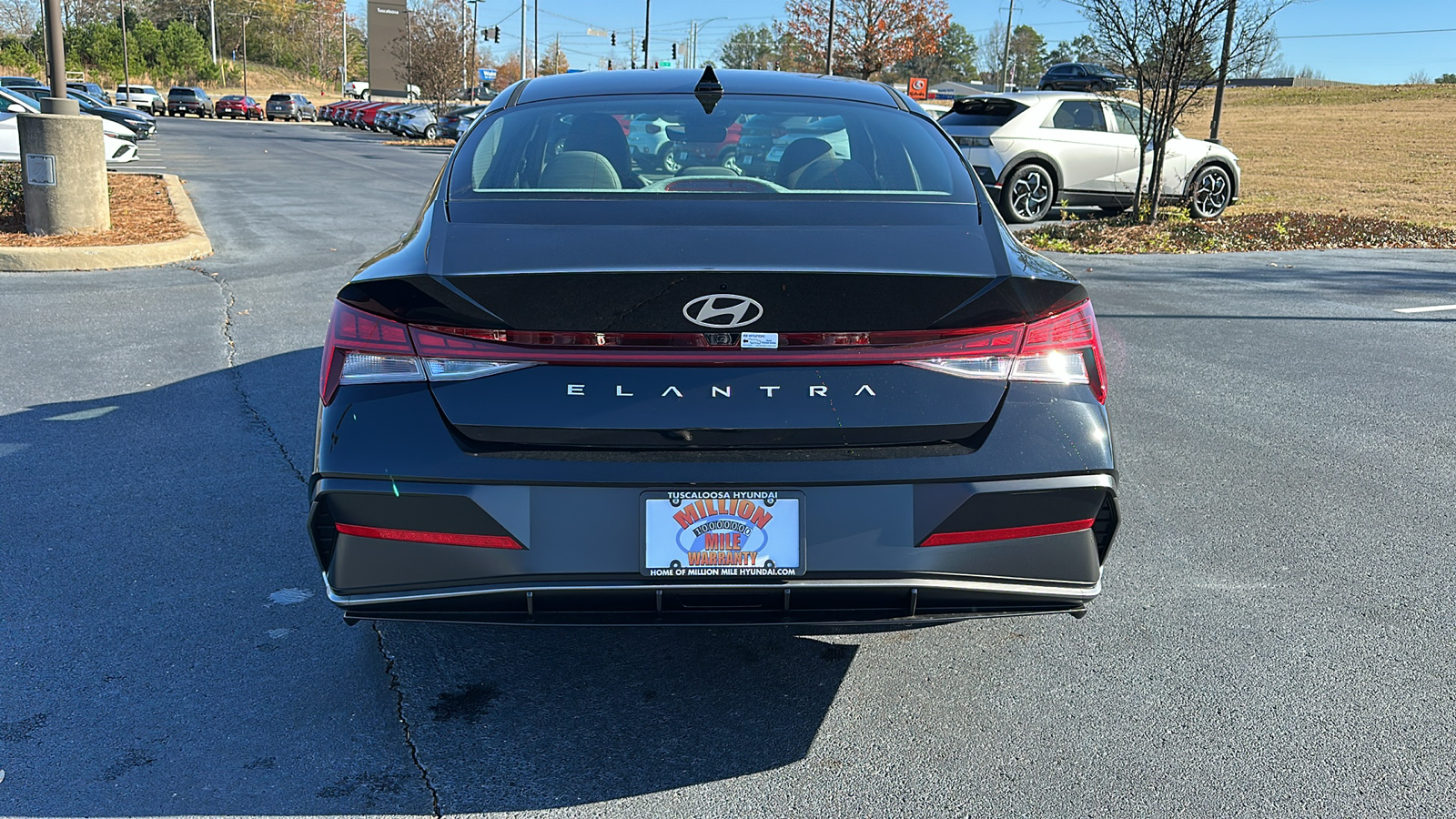 2025 Hyundai Elantra  6