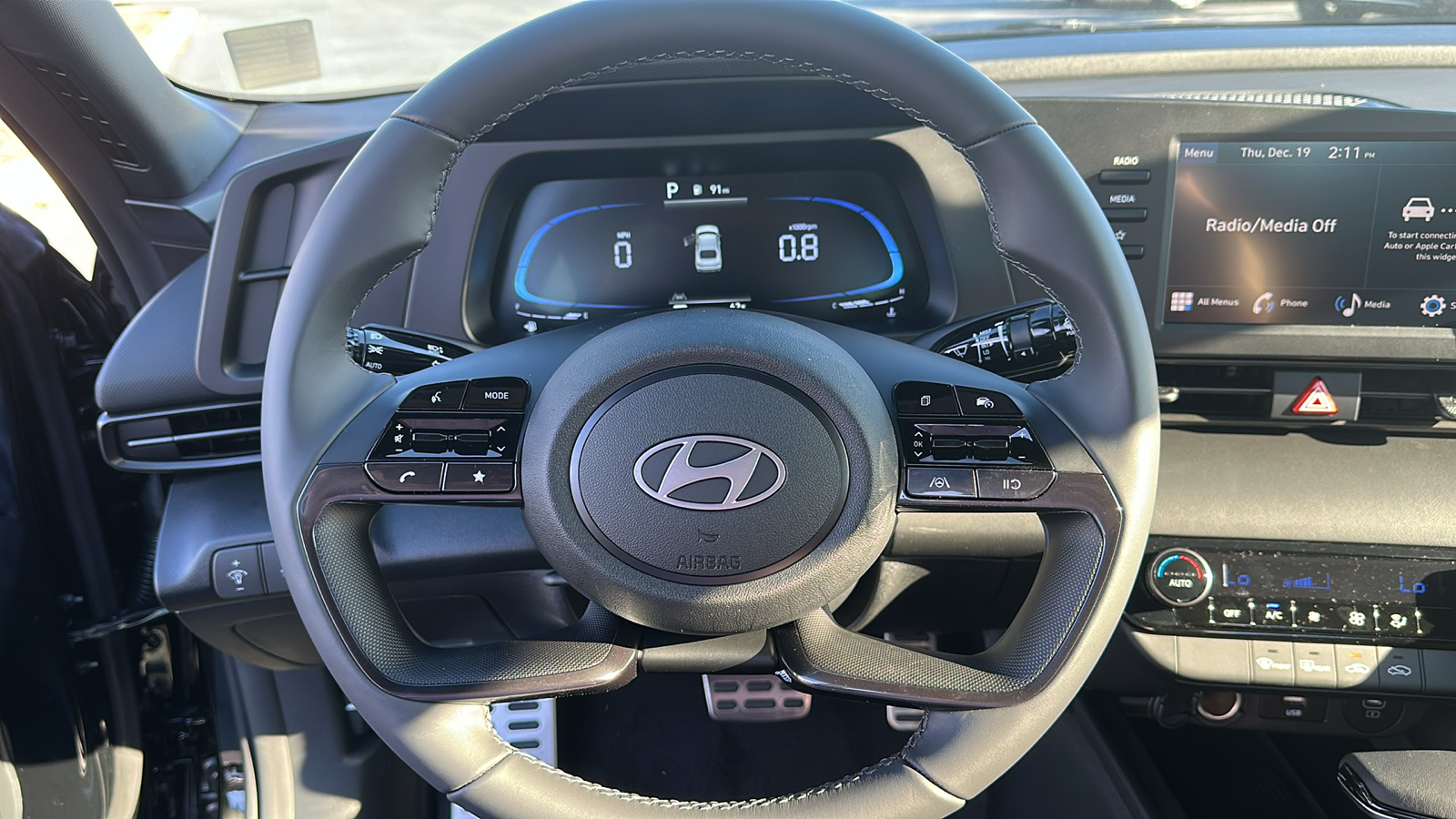 2025 Hyundai Elantra  15