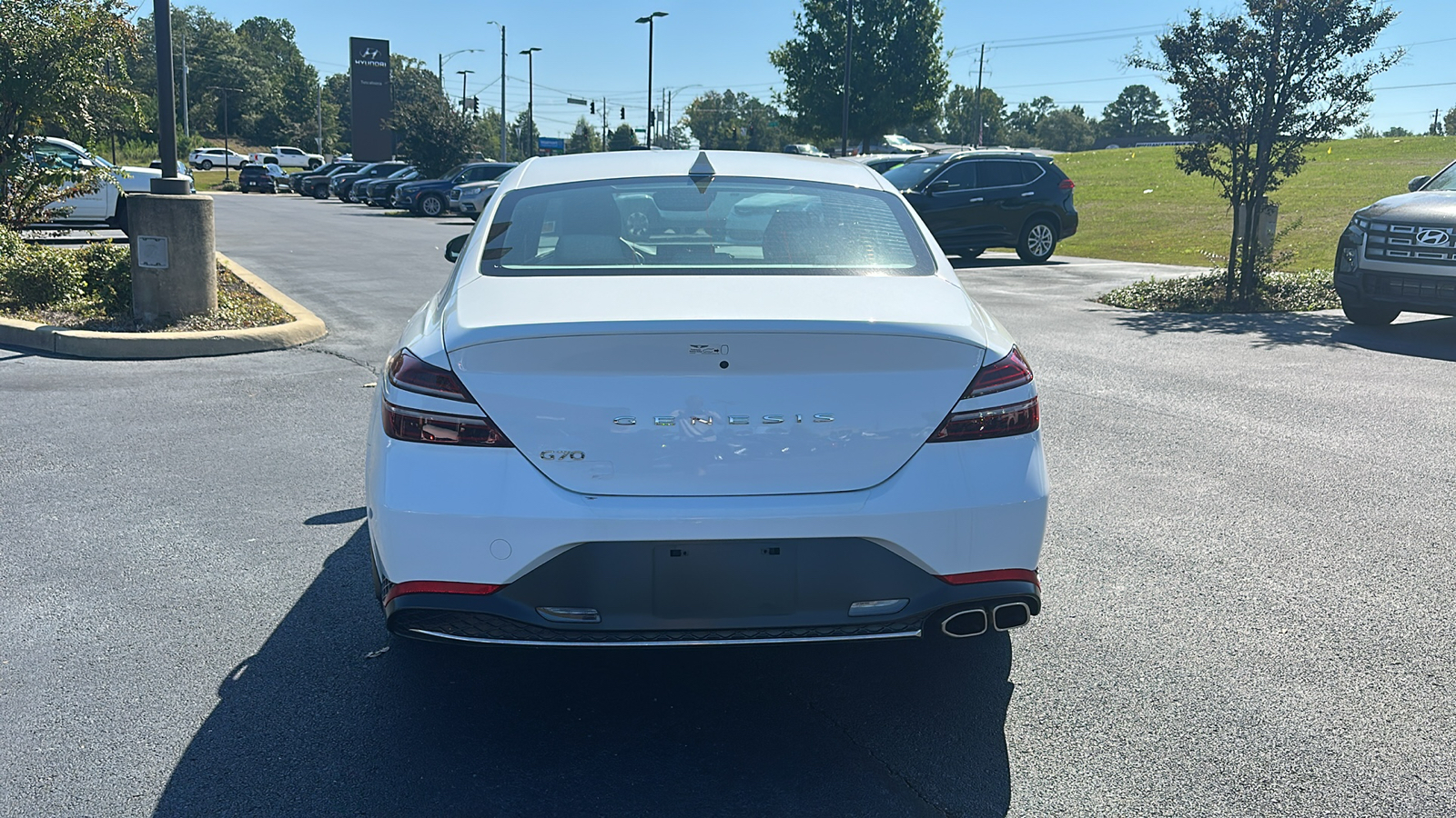 2023 Genesis G70  6