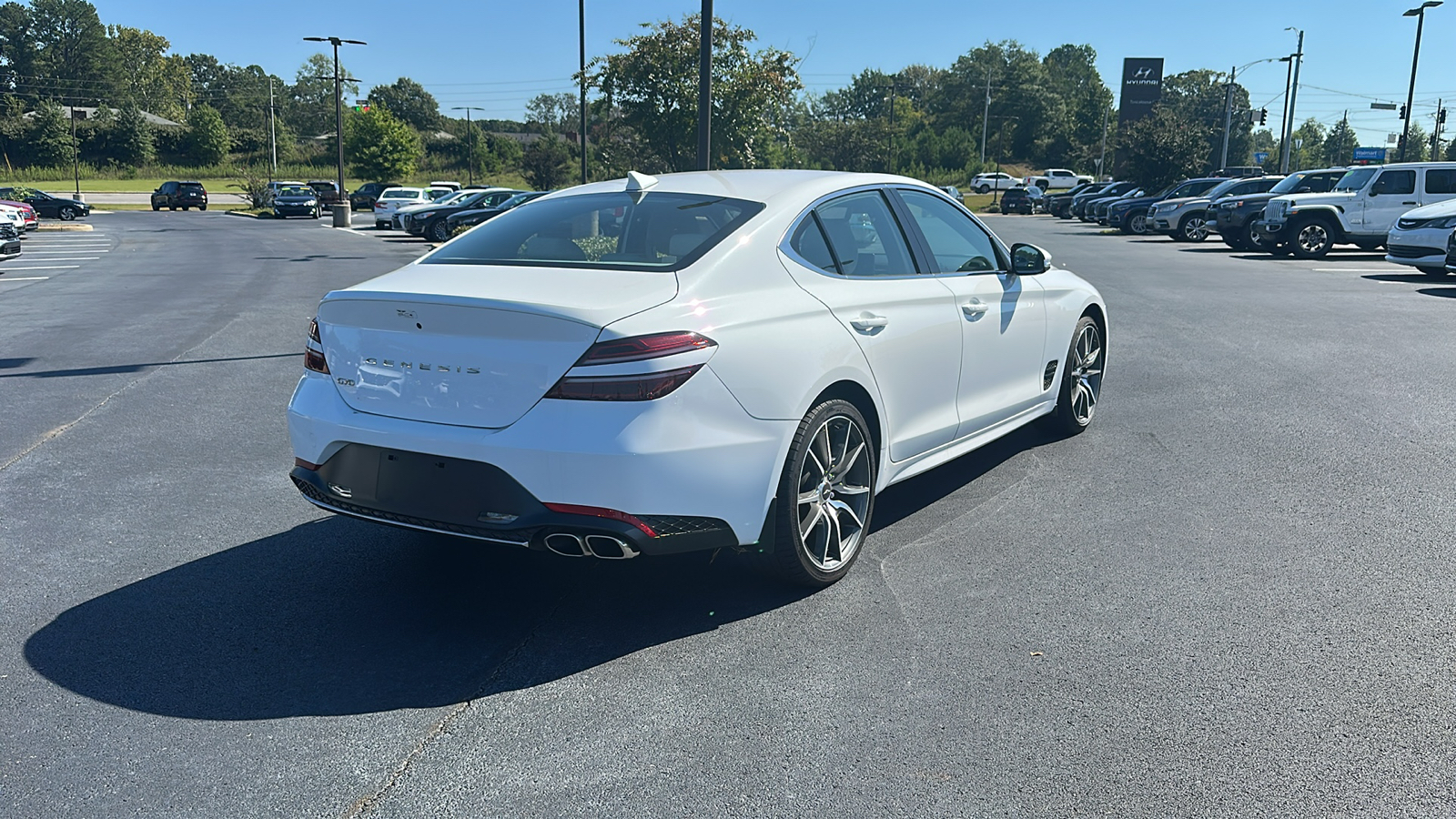 2023 Genesis G70  7