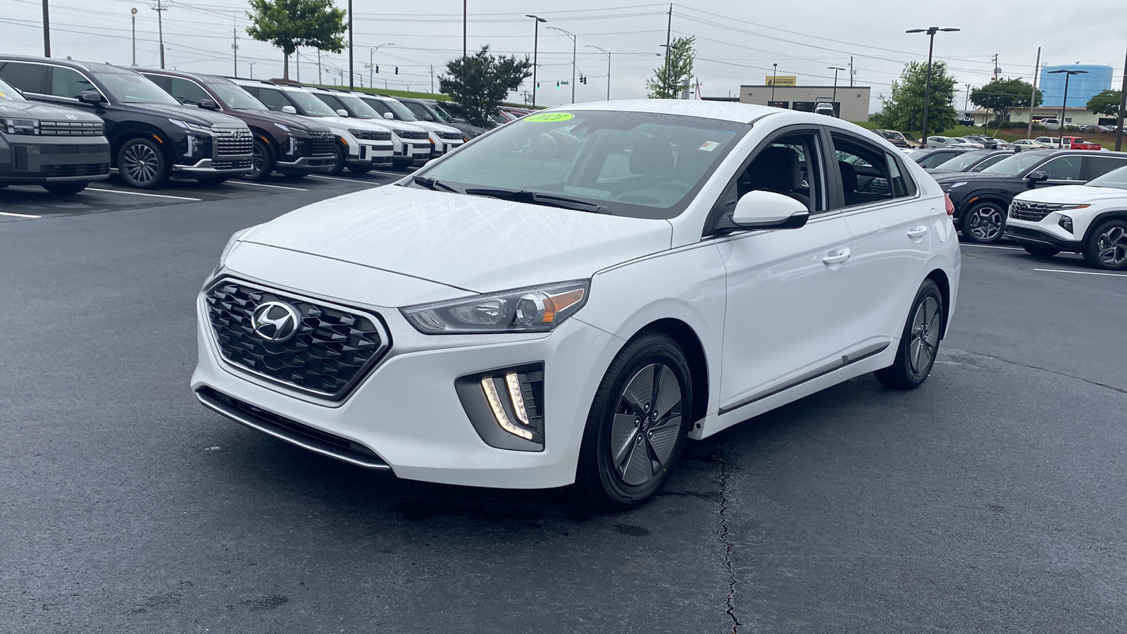 2021 Hyundai Ioniq Hybrid  3