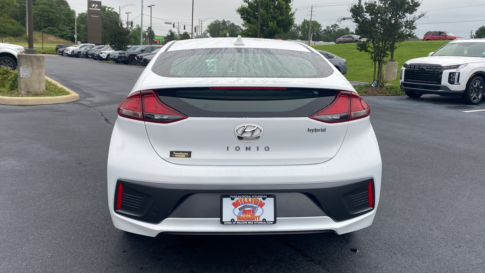 2021 Hyundai Ioniq Hybrid  6