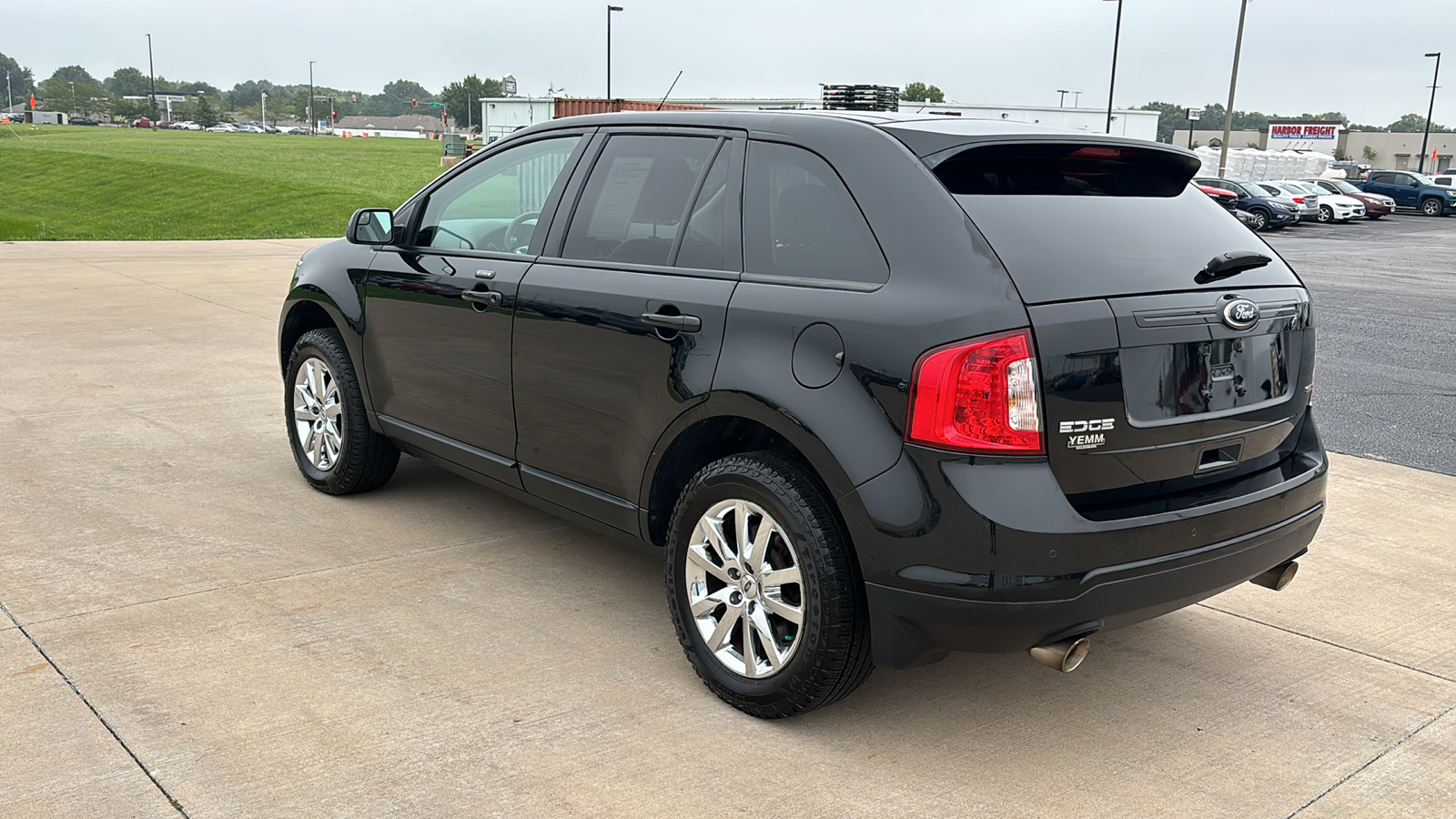 2013 Ford Edge  6