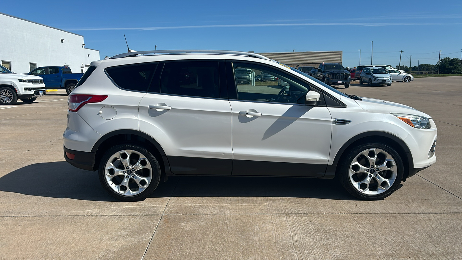 2016 Ford Escape Titanium 9