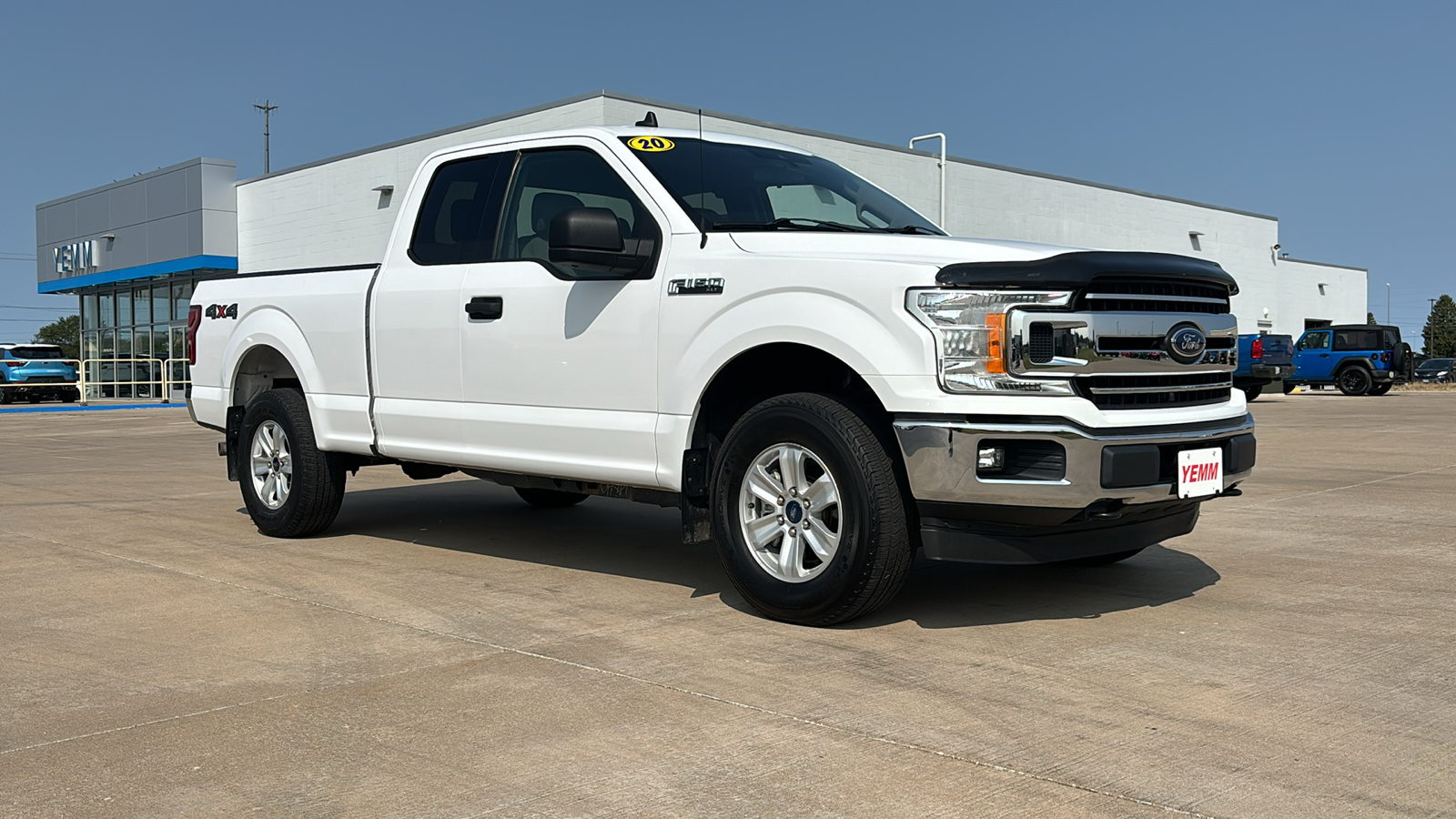 2020 Ford F-150 XLT 2