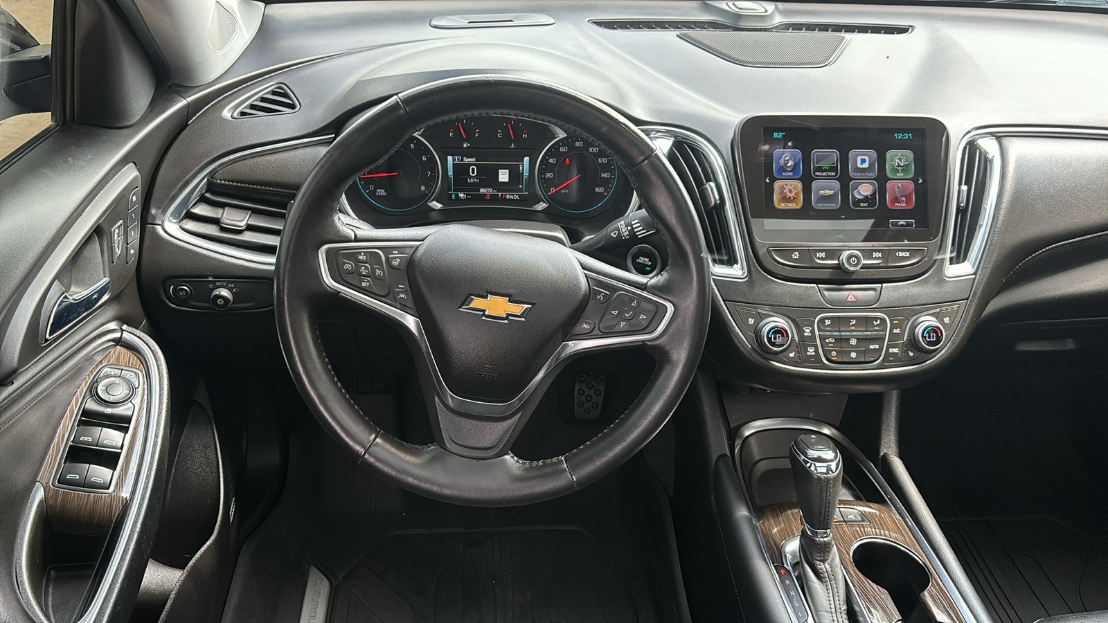 2018 Chevrolet Malibu Premier 12