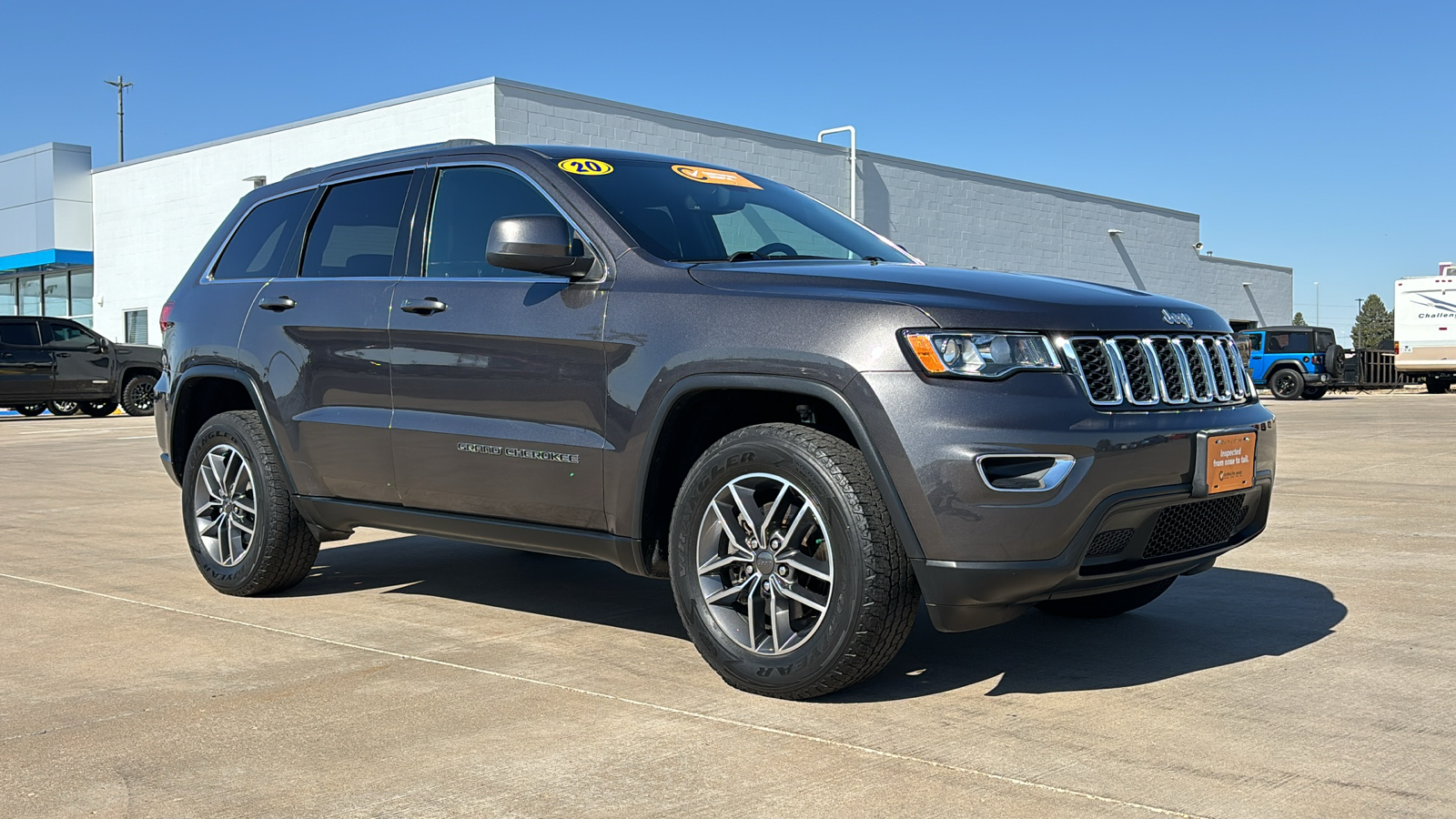 2020 Jeep Grand Cherokee Laredo E 2