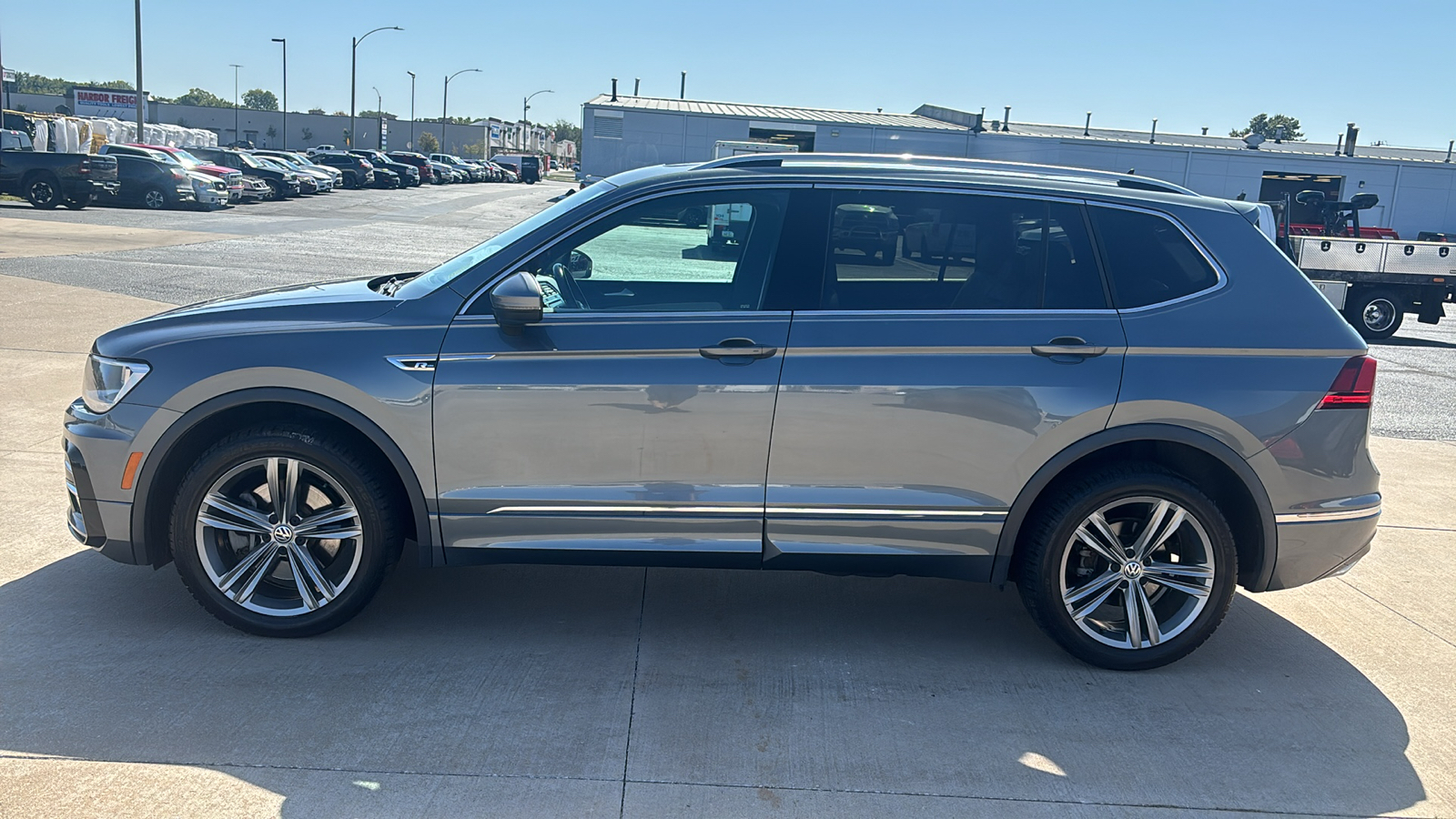 2018 Volkswagen Tiguan 2.0T SEL 5