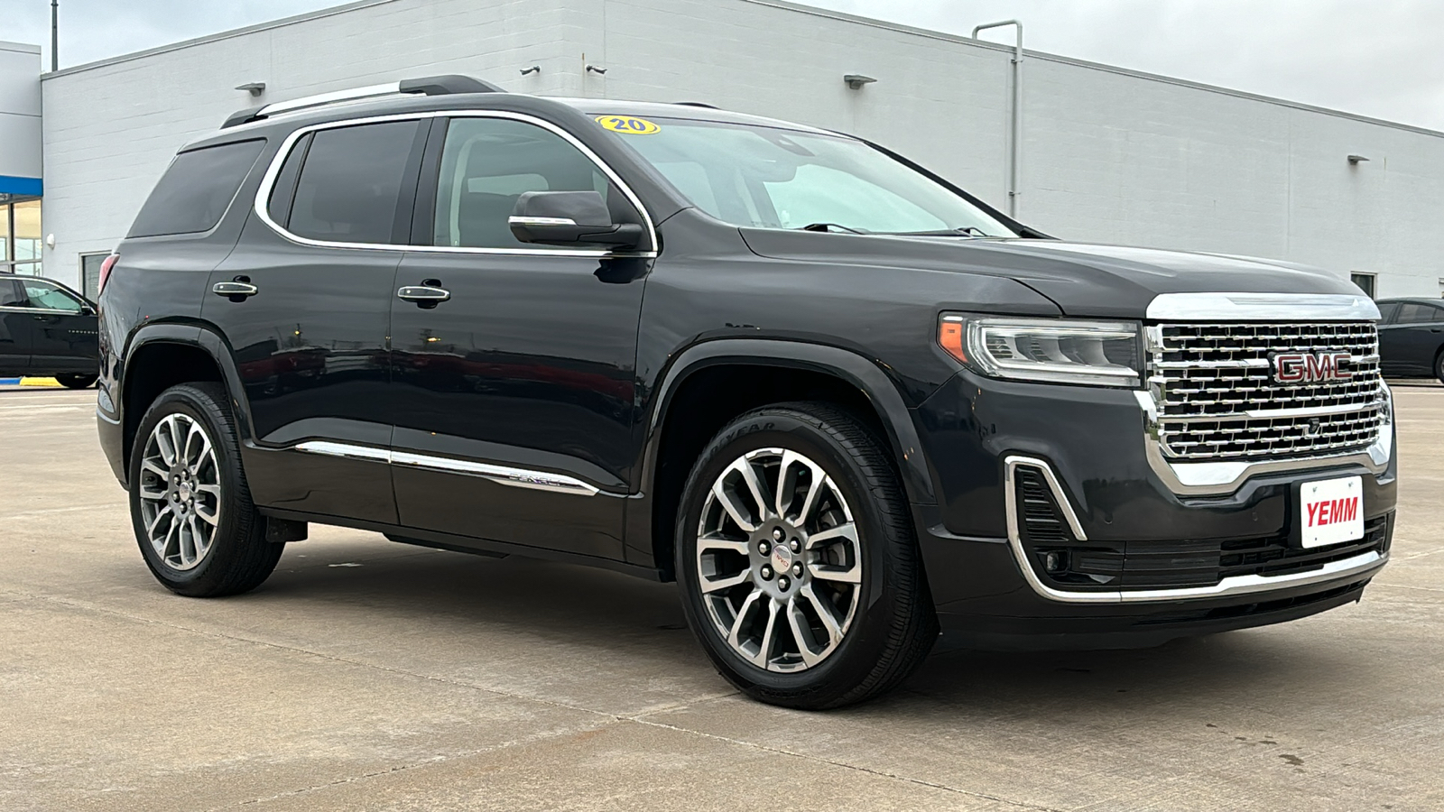 2020 GMC Acadia Denali 1