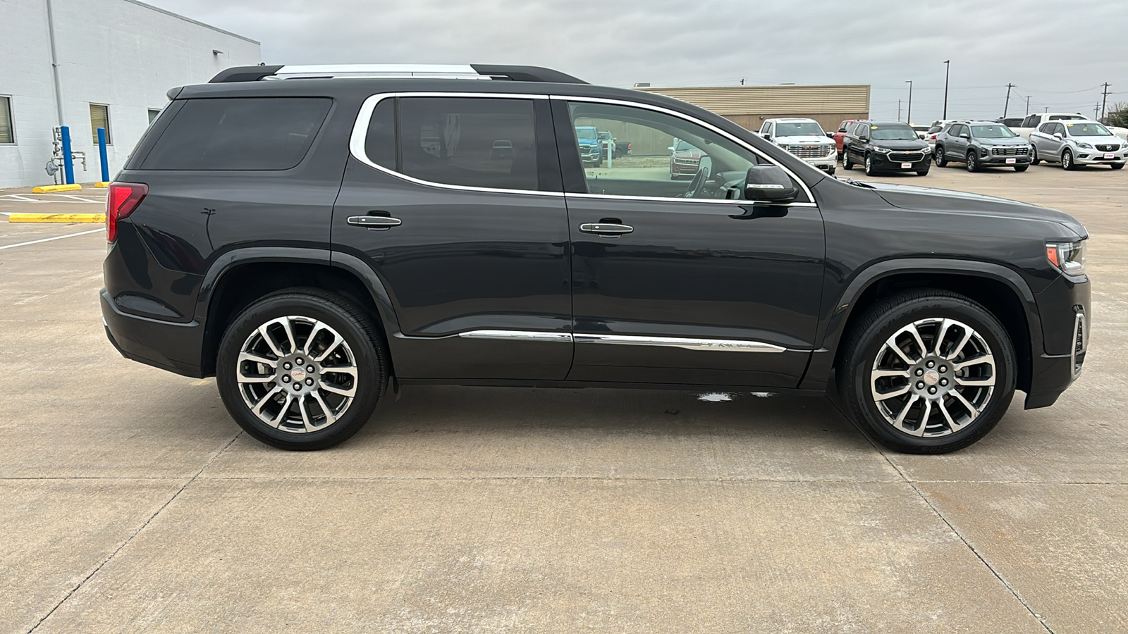 2020 GMC Acadia Denali 9