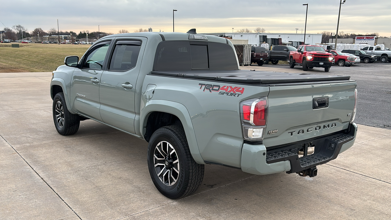 2022 Toyota Tacoma TRD Sport 6