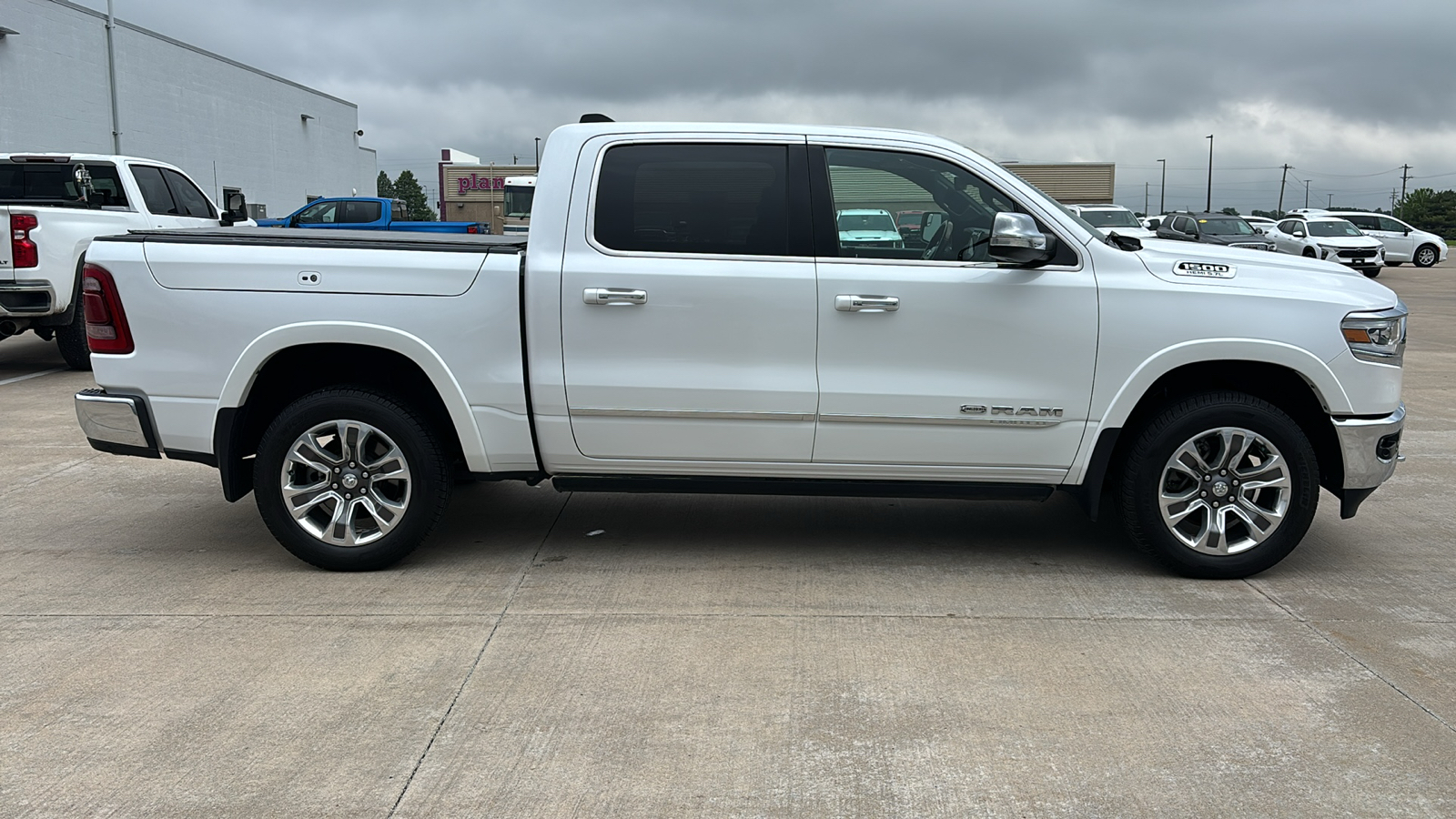 2019 Ram 1500 Laramie Longhorn 9