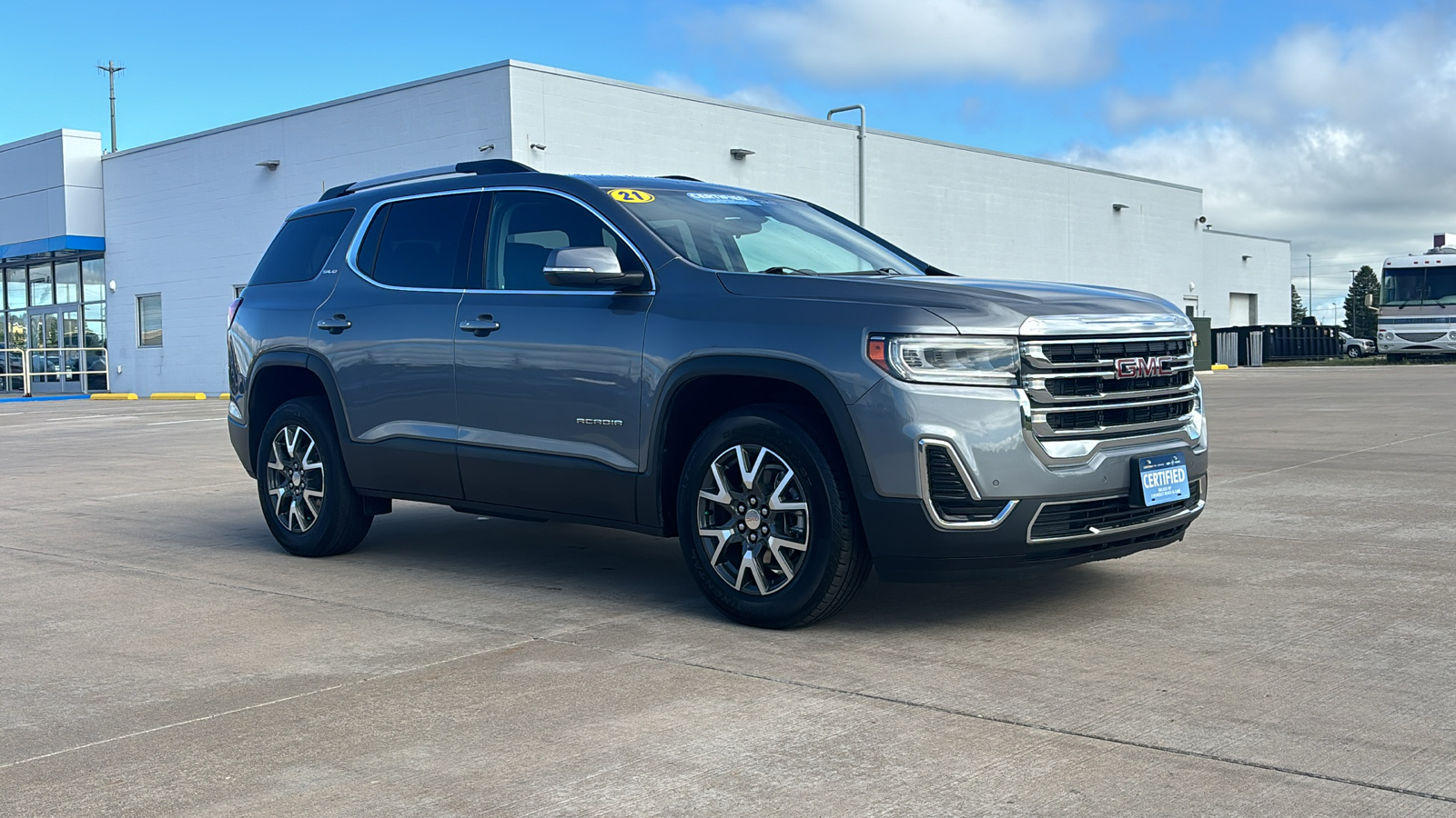 2021 GMC Acadia SLE 2