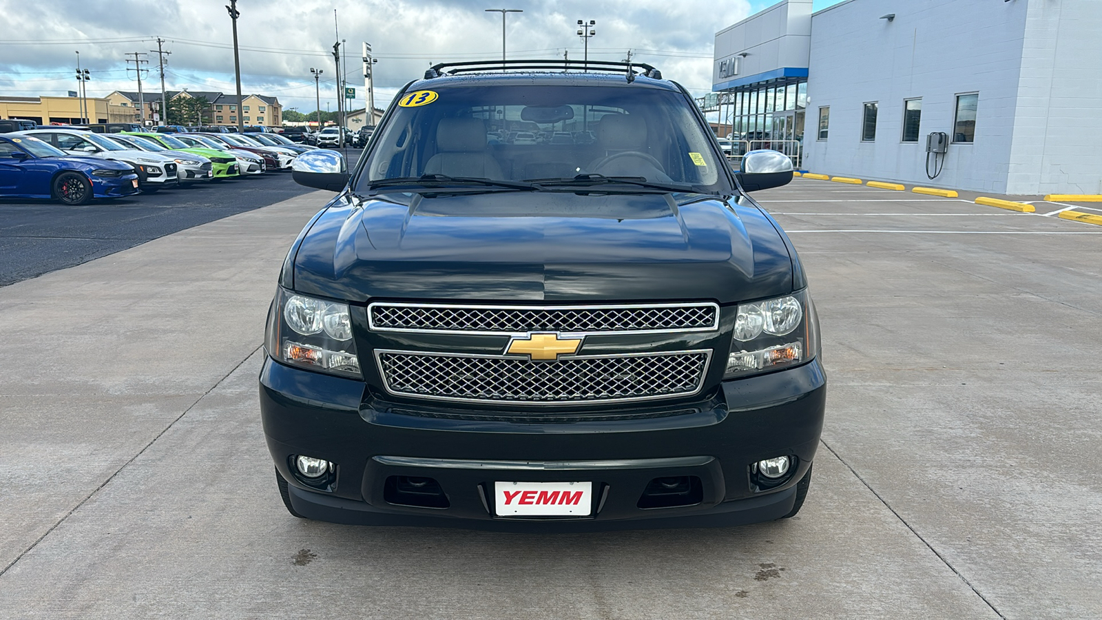 2013 Chevrolet Avalanche  3