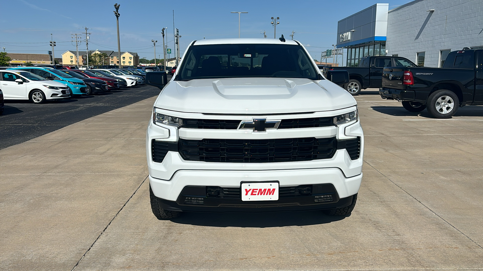 2024 Chevrolet Silverado 1500 RST 3