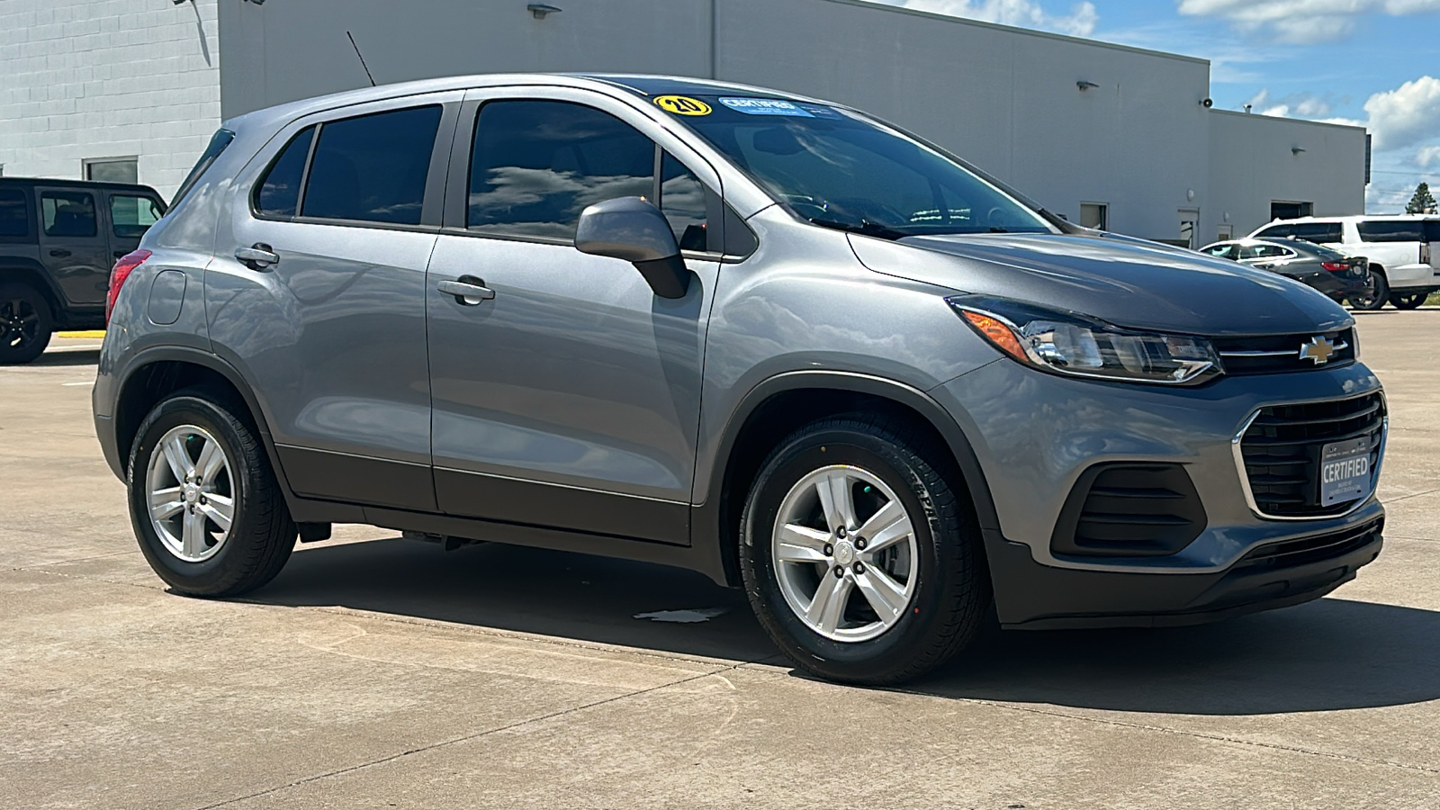 2020 Chevrolet Trax LS 2