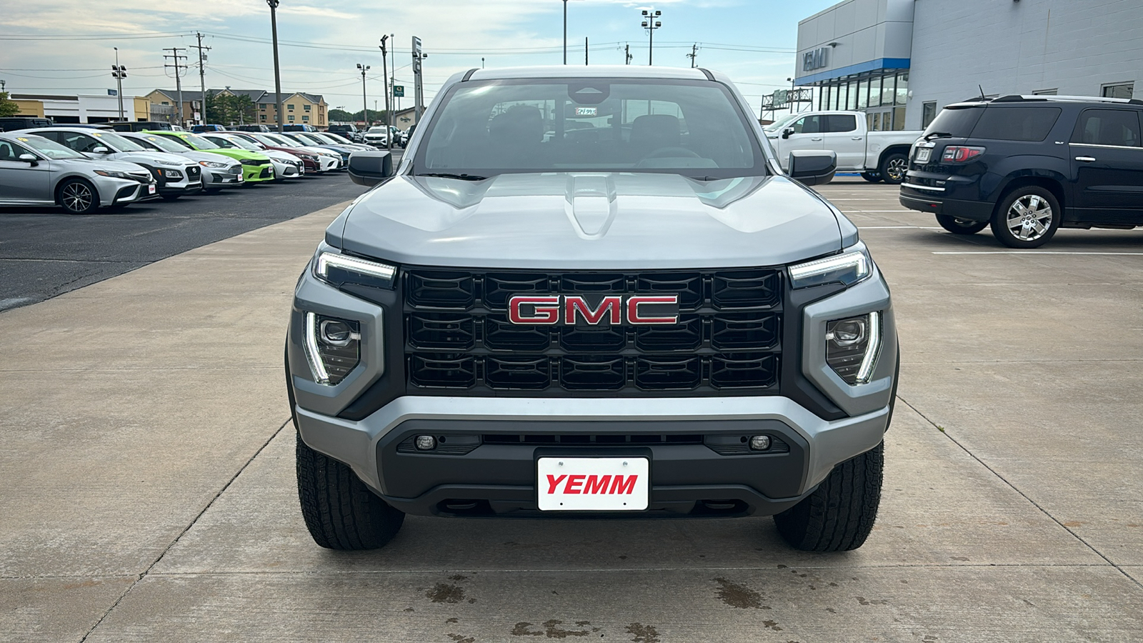 2024 GMC Canyon  3